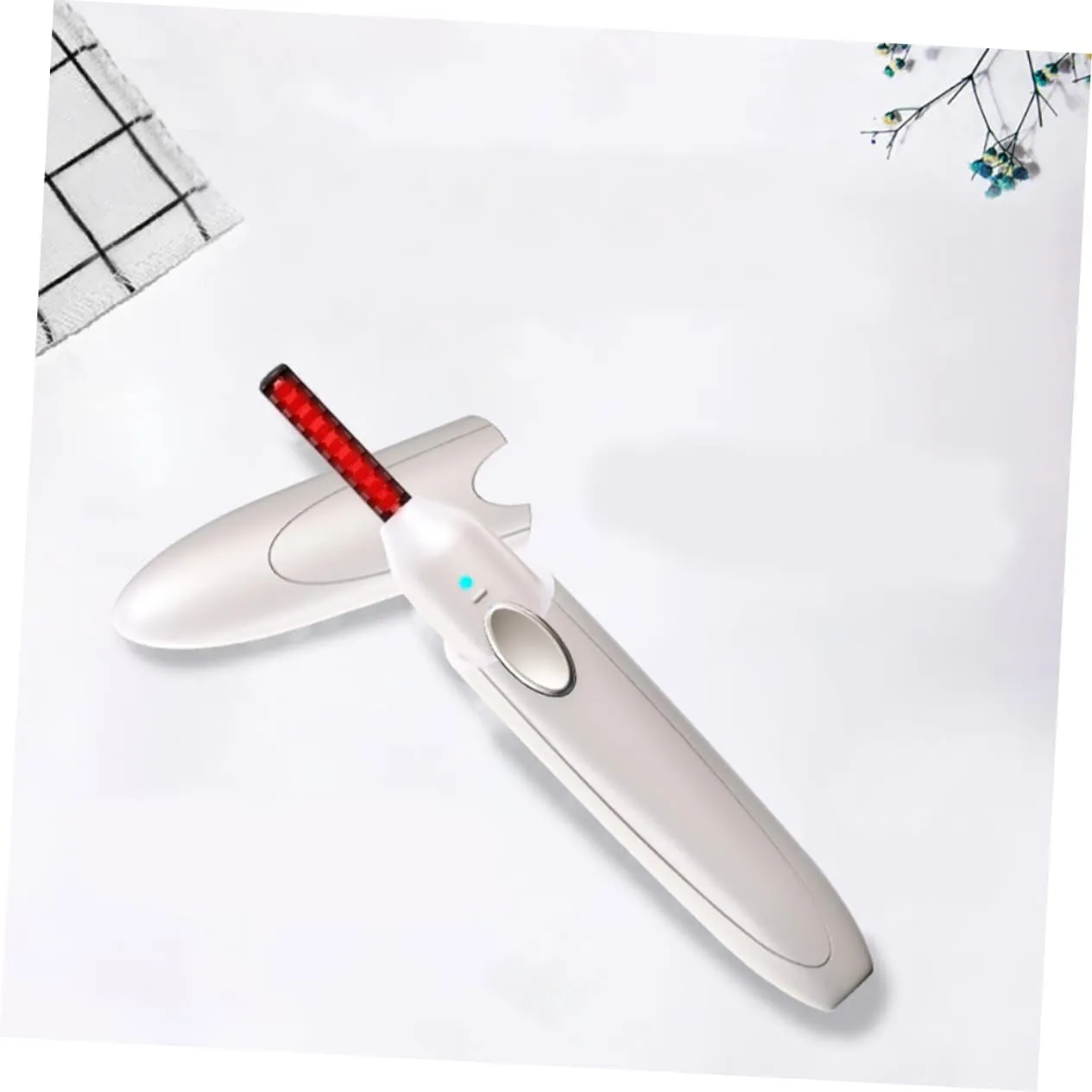 1 Set Eyelash Curler Hand Wisking Tool Electric Heated Eyelash Brush Eyelash Curling Tool Heated Curler Heated Lash Curler Makeup Tool USB Charging Electric Lash Curler Abs White