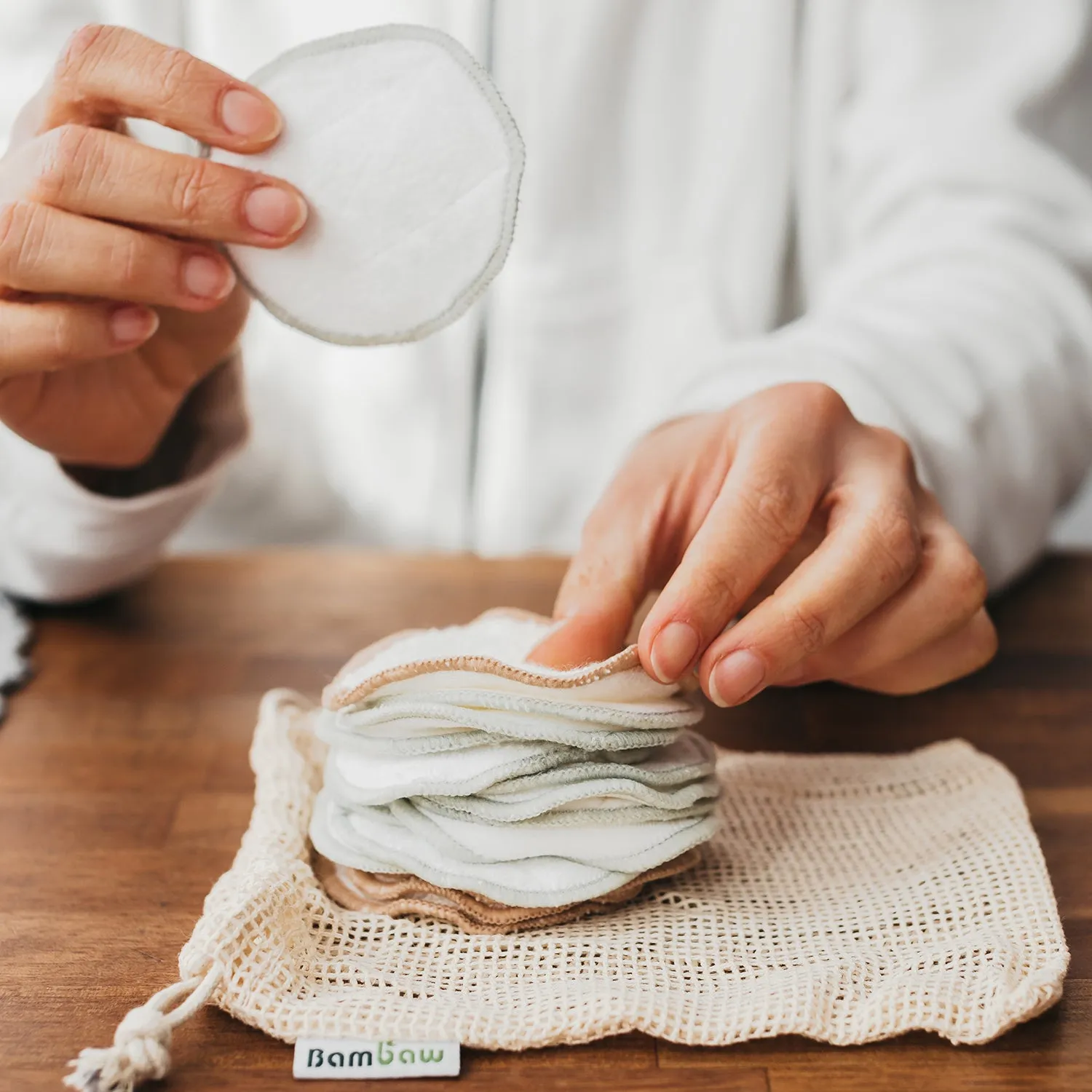 16 Reusable Makeup Pads