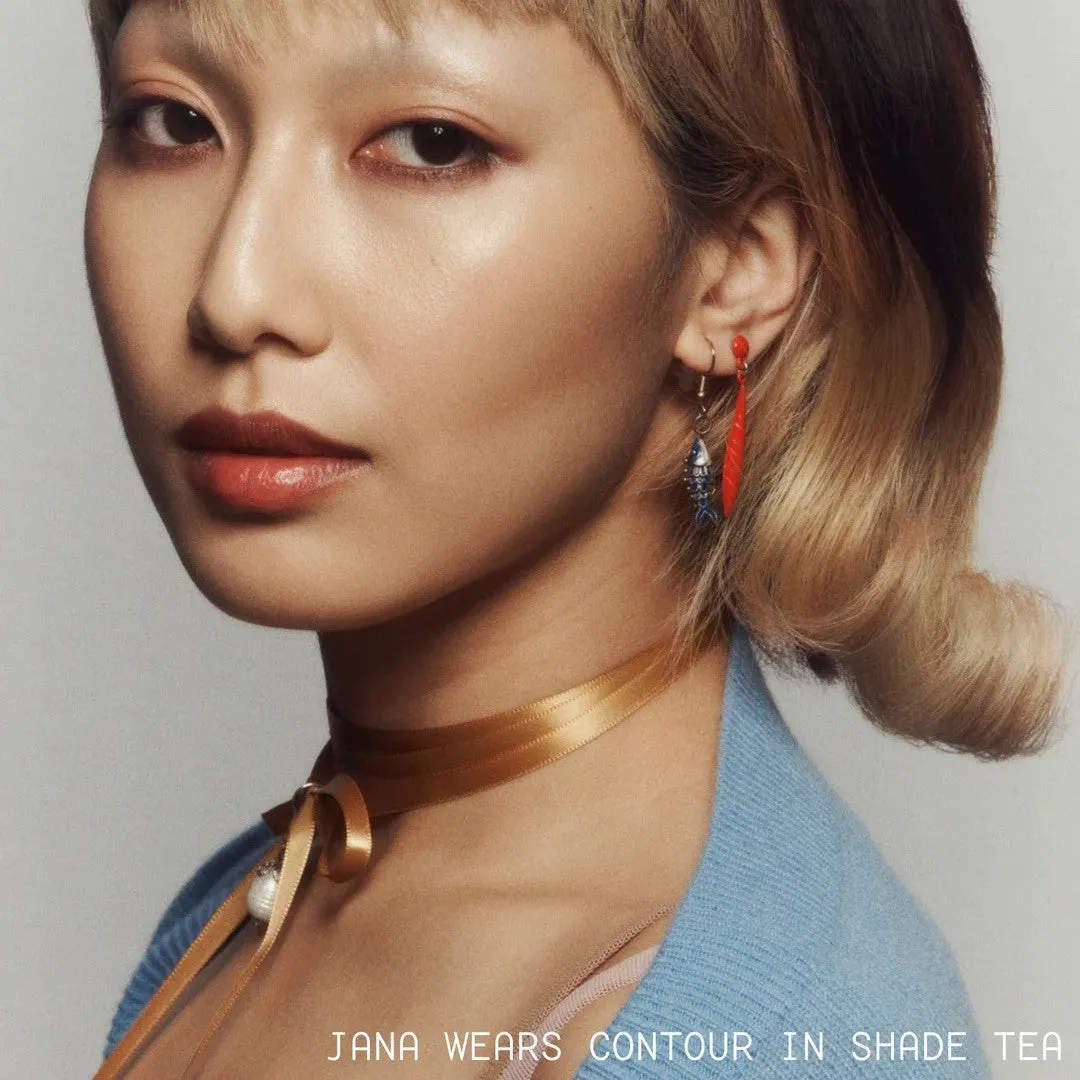 19/99 - Cream Contour Stick