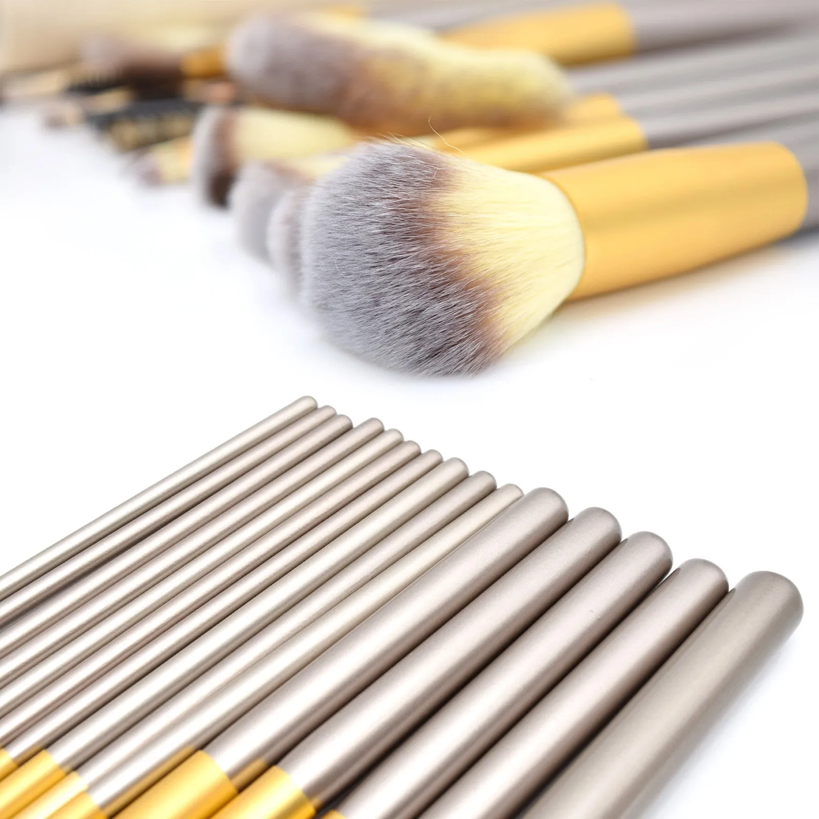 24 Brushes Set   PU Bag