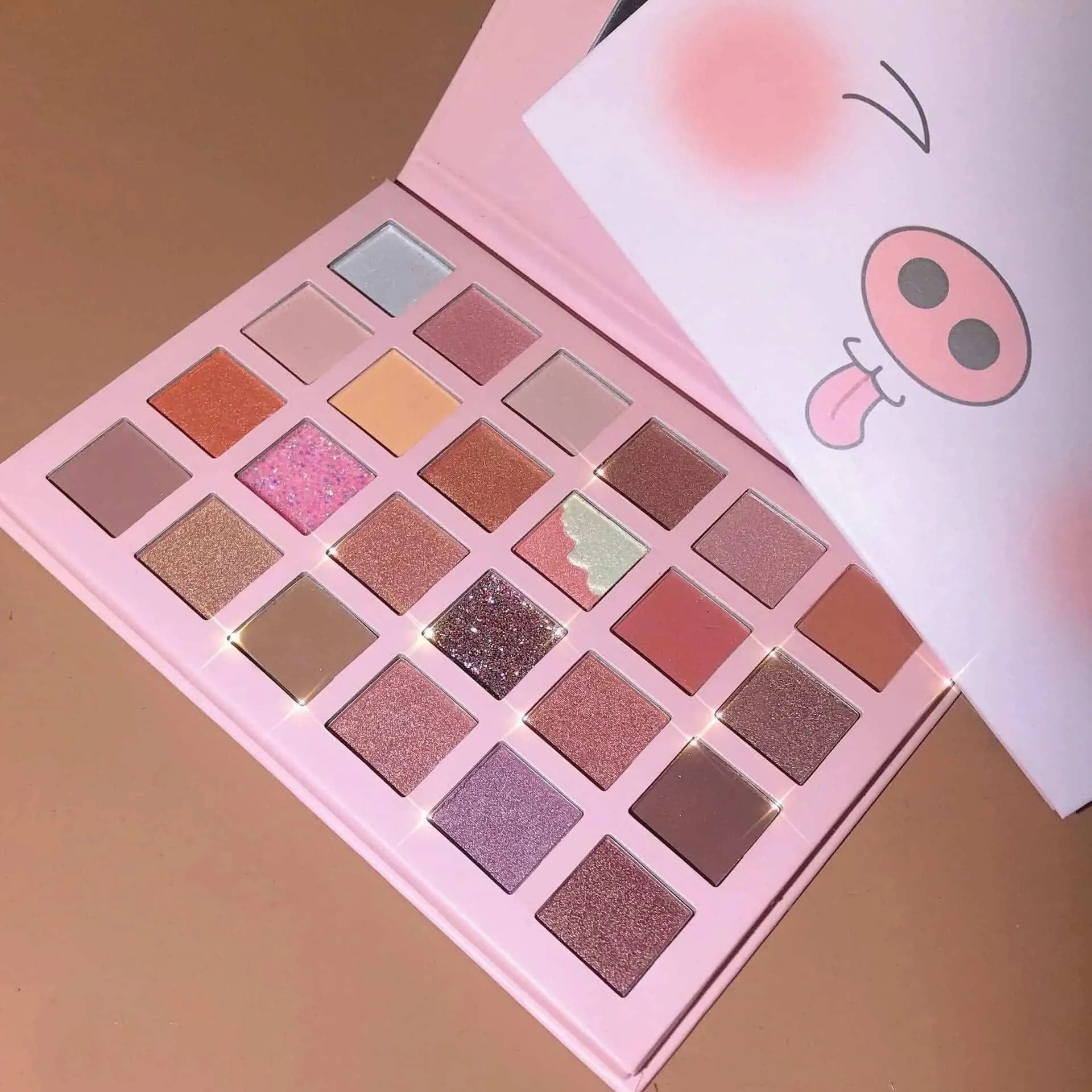 24 Colors Strawberry Girl Eyeshadow Palette Cute Cosmetics for Females