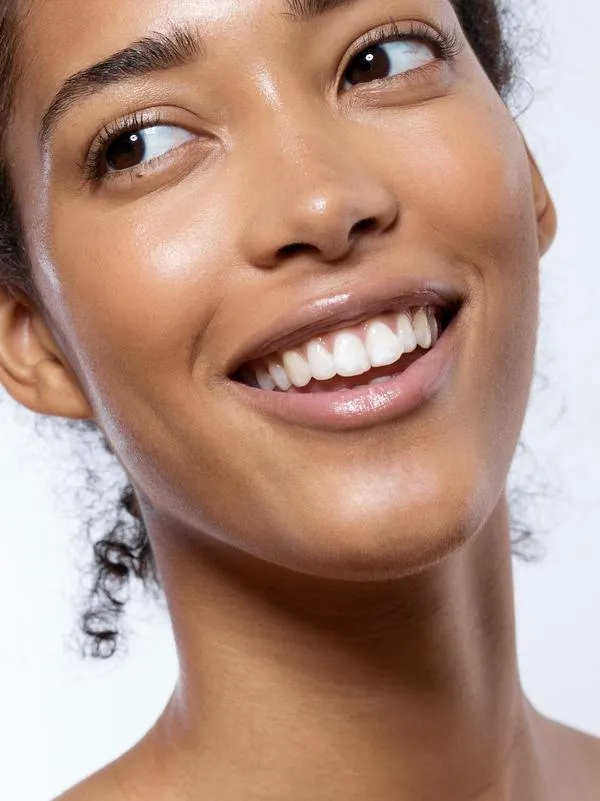 Au Naturale Semi-matte Powder Foundation Mumbai