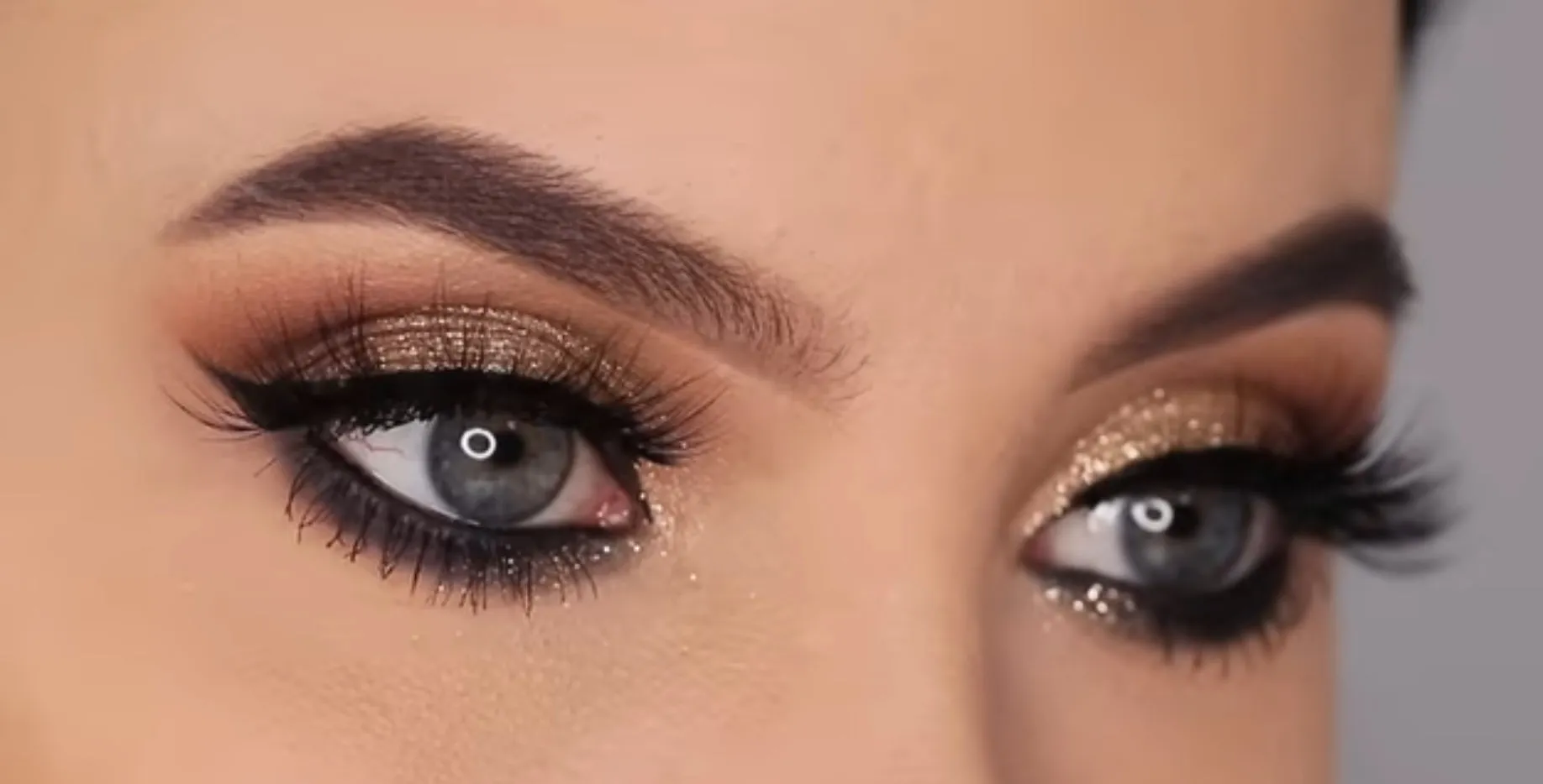 Blue Beauty Shadow Contour Brush