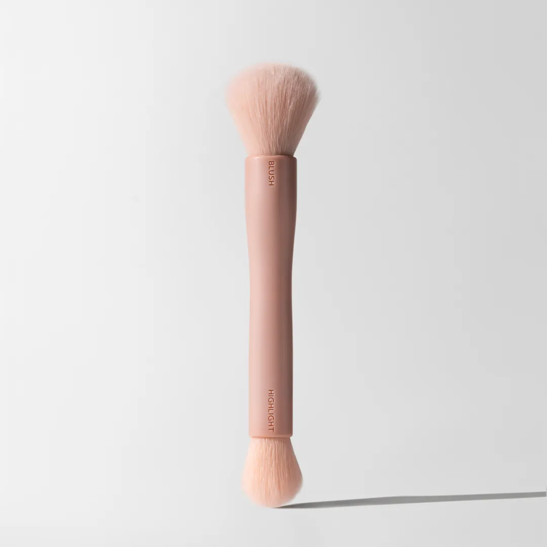 Blush Highlight Brush