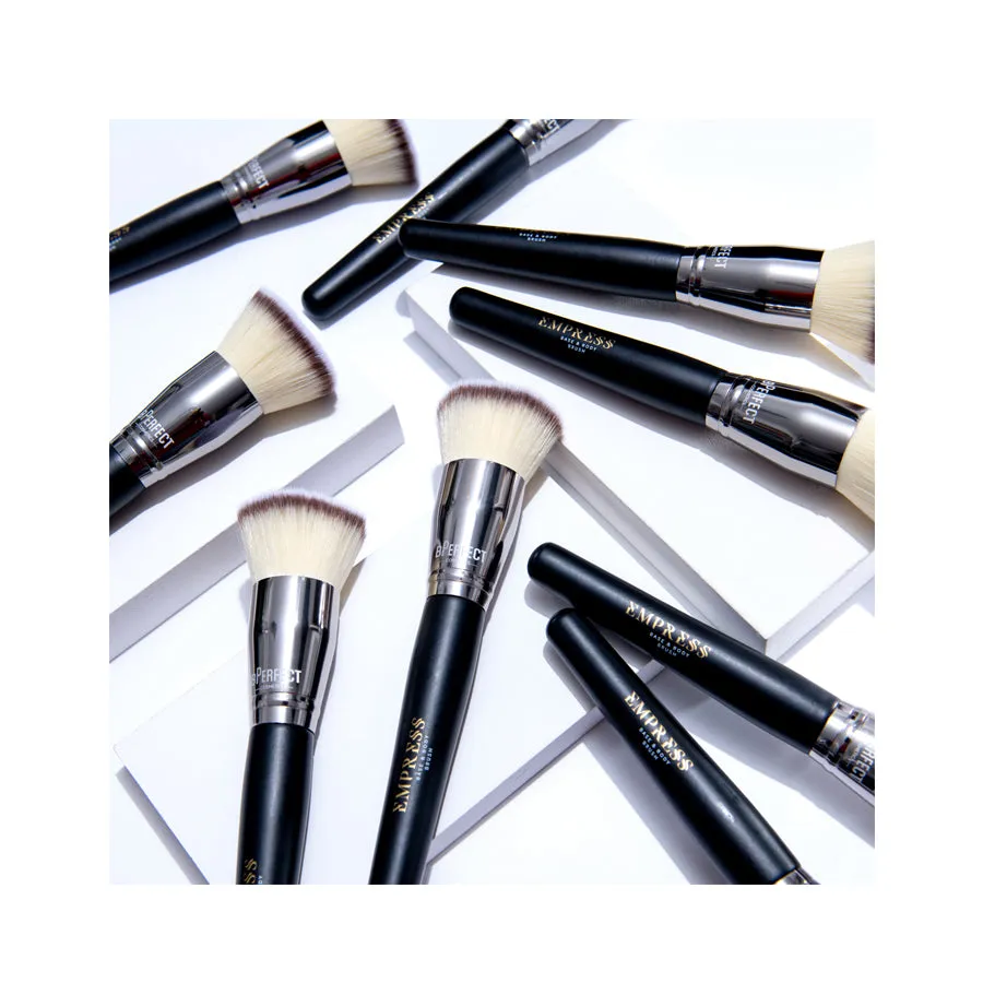 BPerfect Cosmetics Empress Base & Body Brush