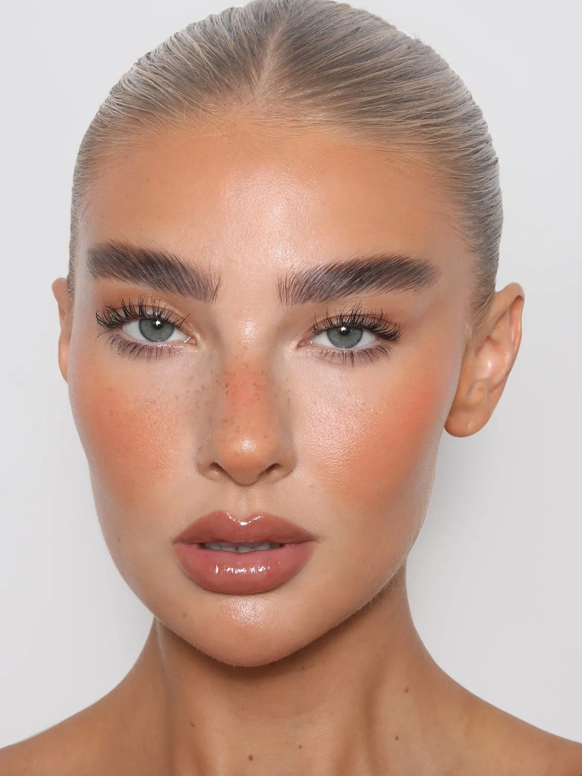 Brow Pomade