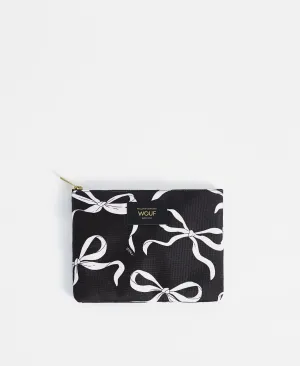 Carlota Pouch