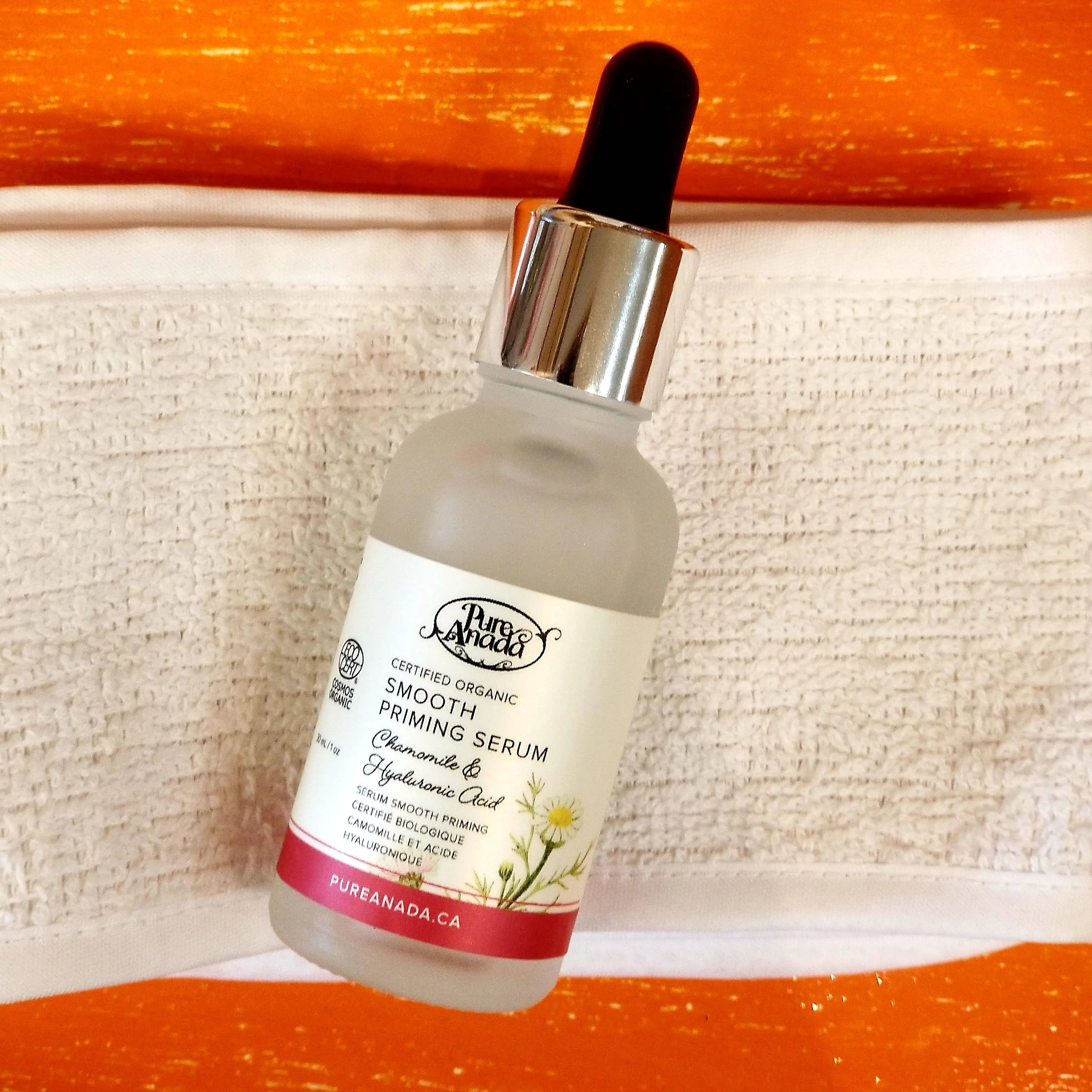 Chamomile and Hyaluronic Acid Smooth Priming Serum