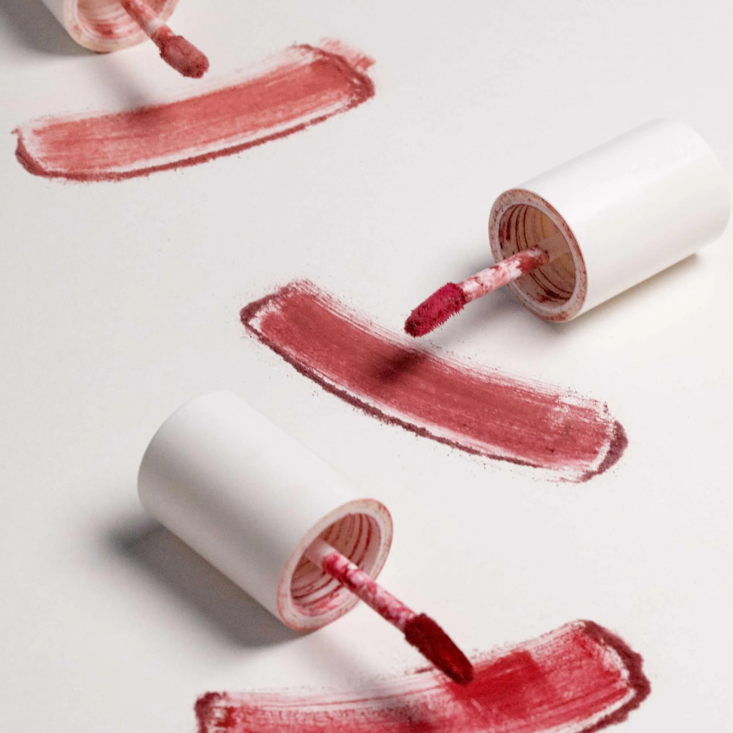 CLE Cosmetics Melting Lip Powder - Lip Tint (Vegan, Cruelty Free, Paraben-Free) with Long-Lasting, Weightless Lip Stain, Usable on Lips, Eyes and Cheeks, Matte Finish (Desert Rose / 0.07 oz)