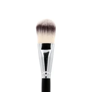 Deluxe Jumbo Foundation Brush  SS007