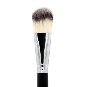 Deluxe Large Foundation Brush  SS001