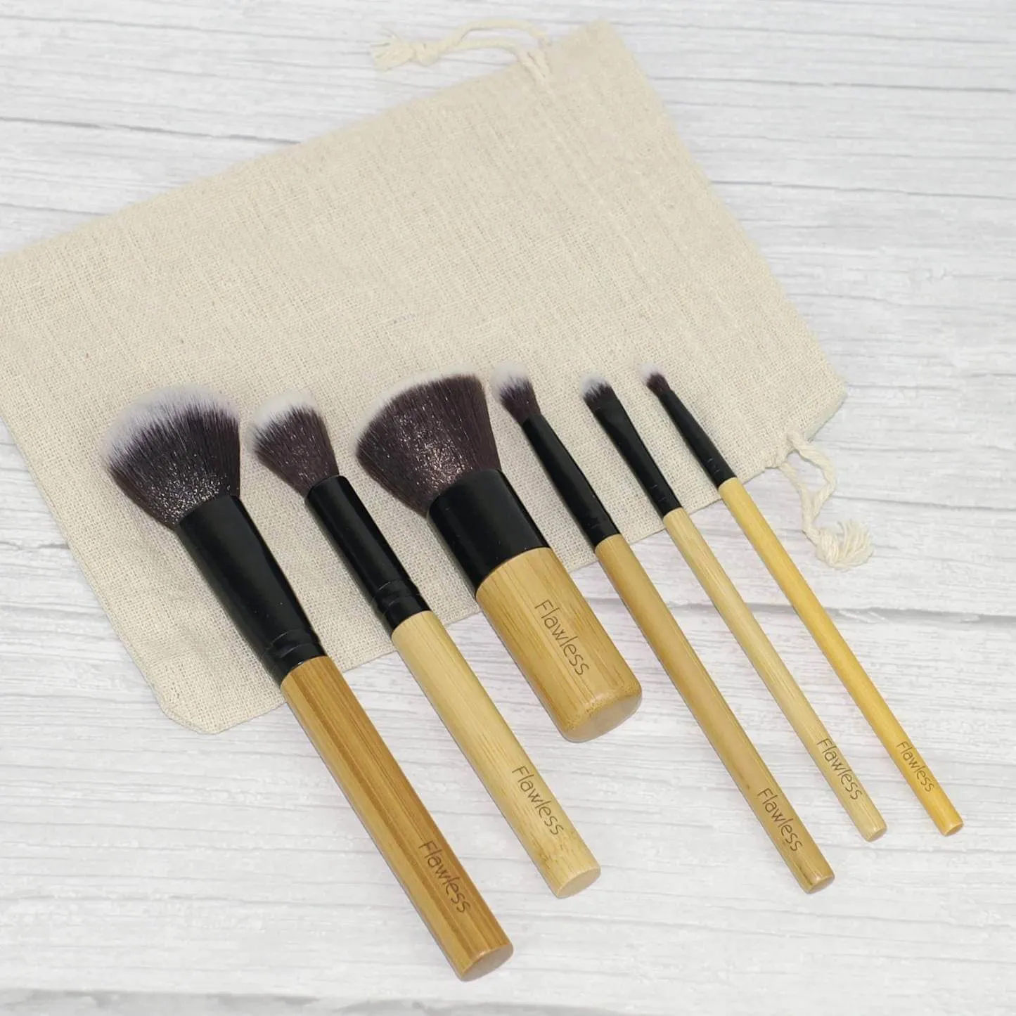 Dewy Skin Bamboo Brush Set - Make Up Brushes