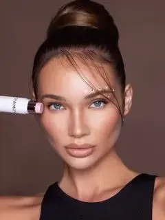 Diamond highlighter pen Bex Beauty