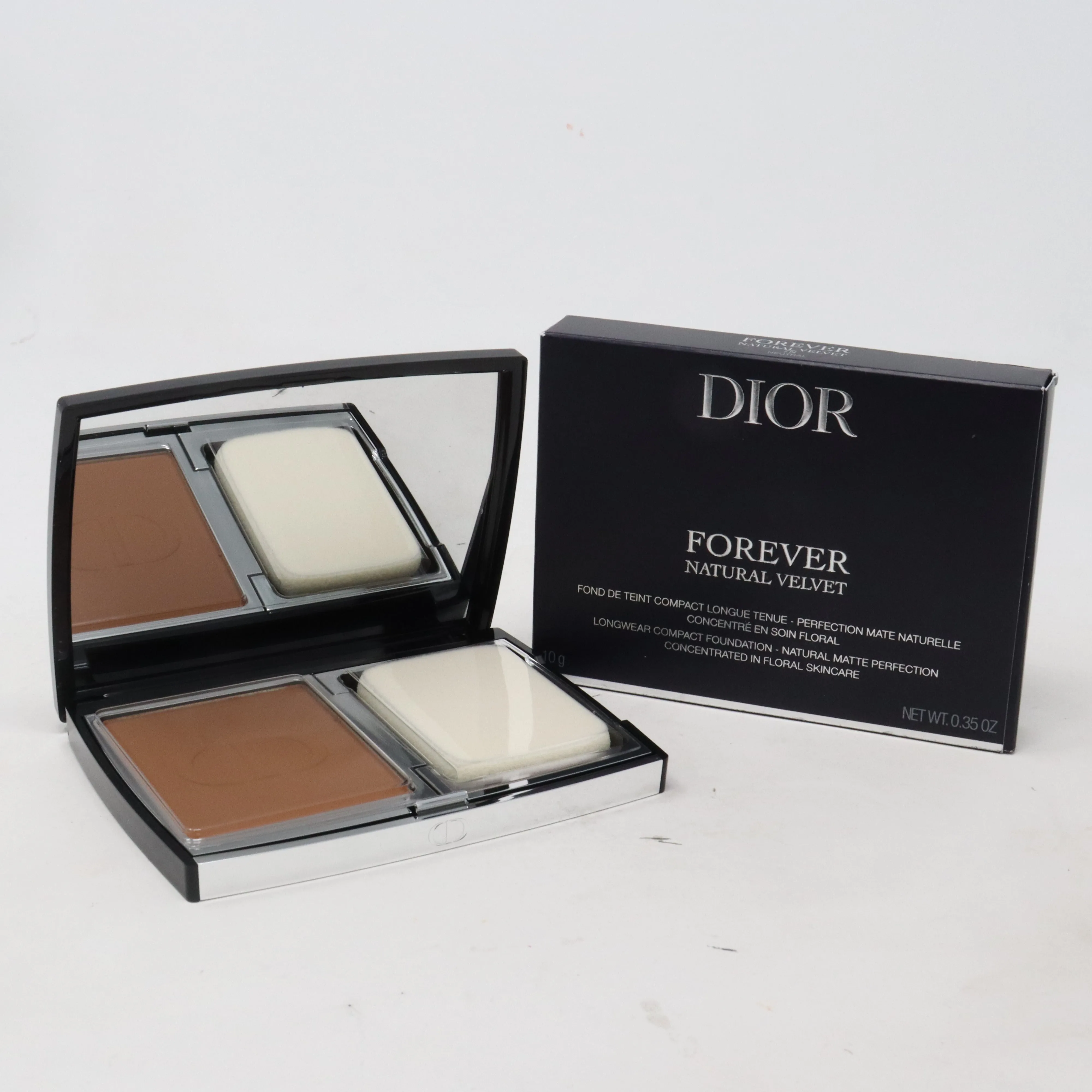 Dior Forever Natural Velvet Compact Foundation  0.35oz/10g New With Box