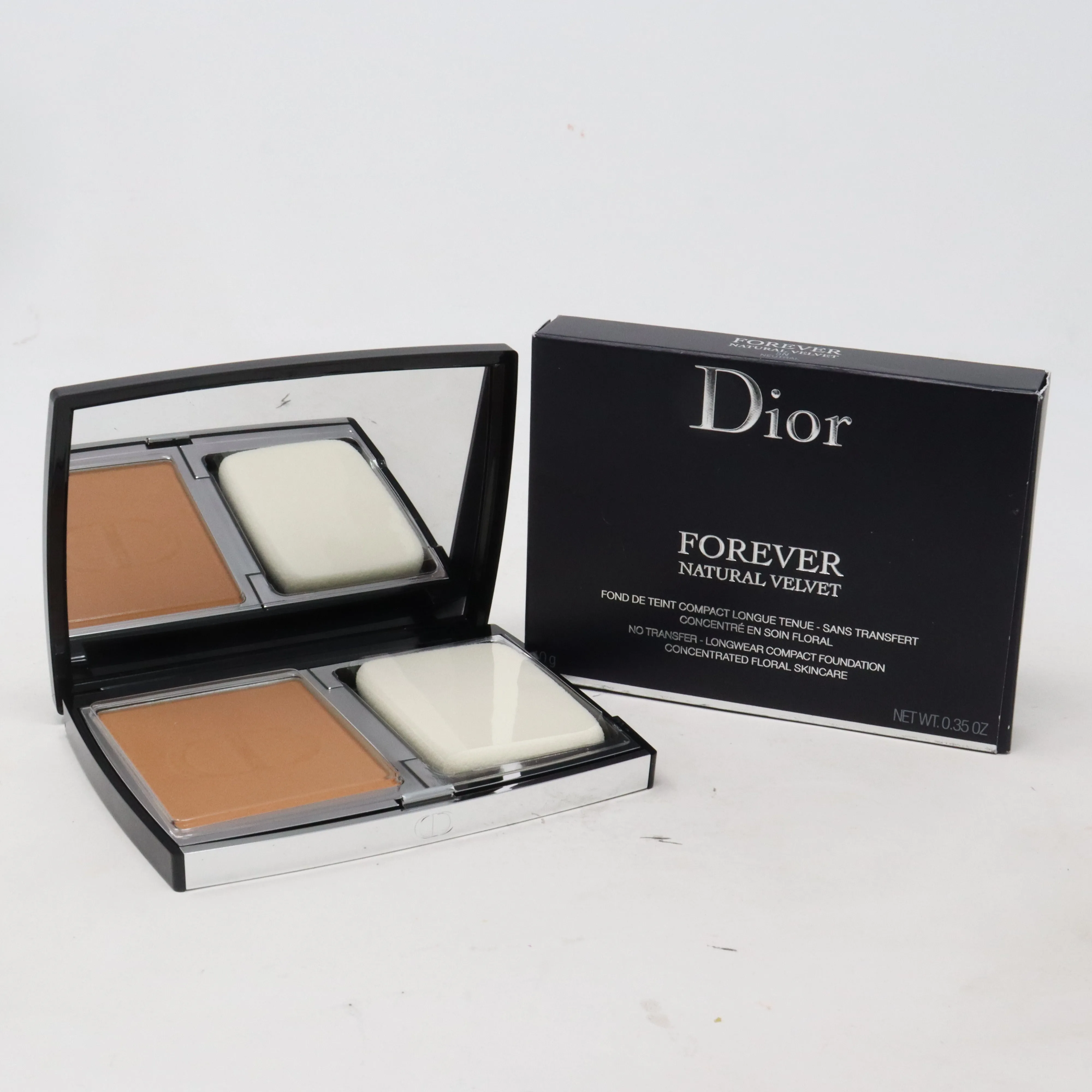 Dior Forever Natural Velvet Compact Foundation  0.35oz/10g New With Box