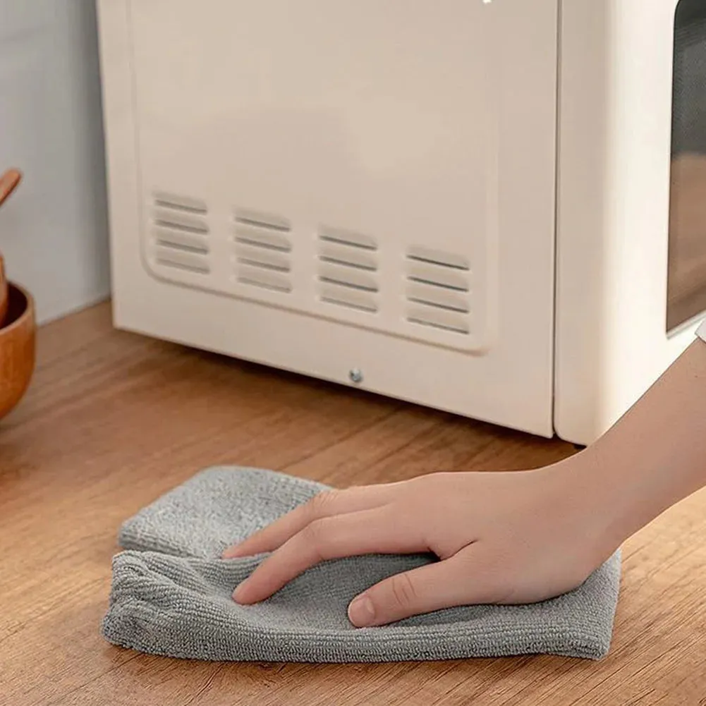 Extendable Dust Brush - Home Cleaning