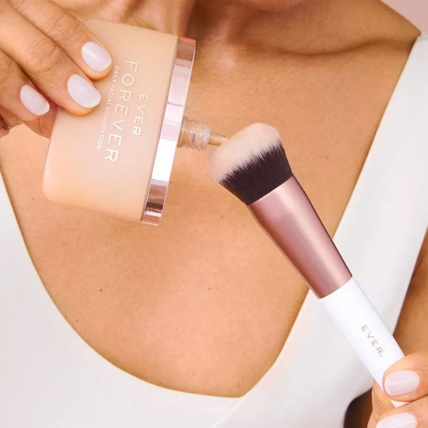 FACE 2 BRUSH Foundation Brush