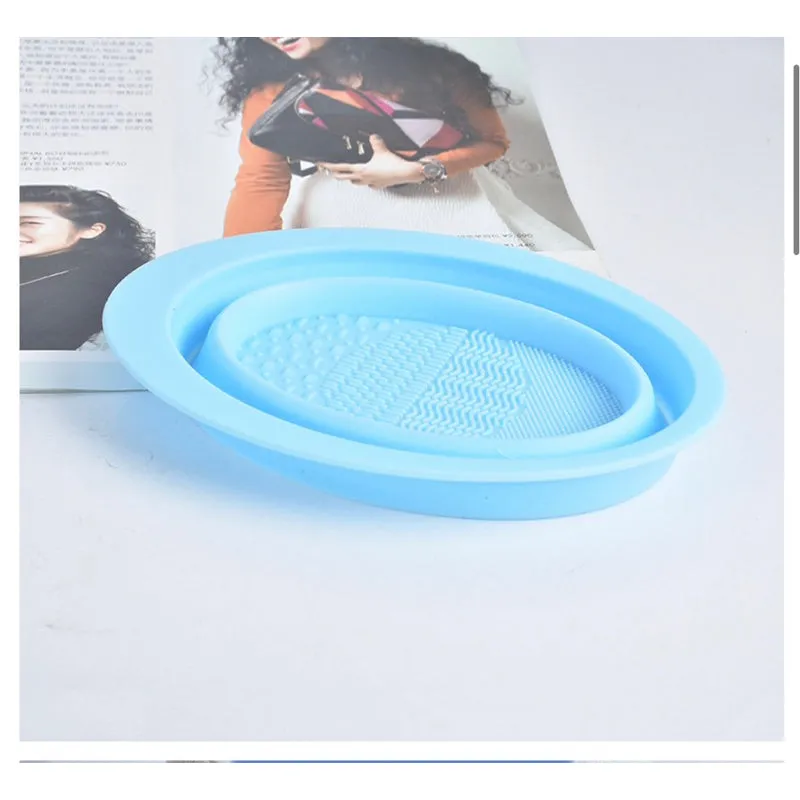 GLADKING Silicon Foldable Makeup Brush Cleaning Bowl/Mat