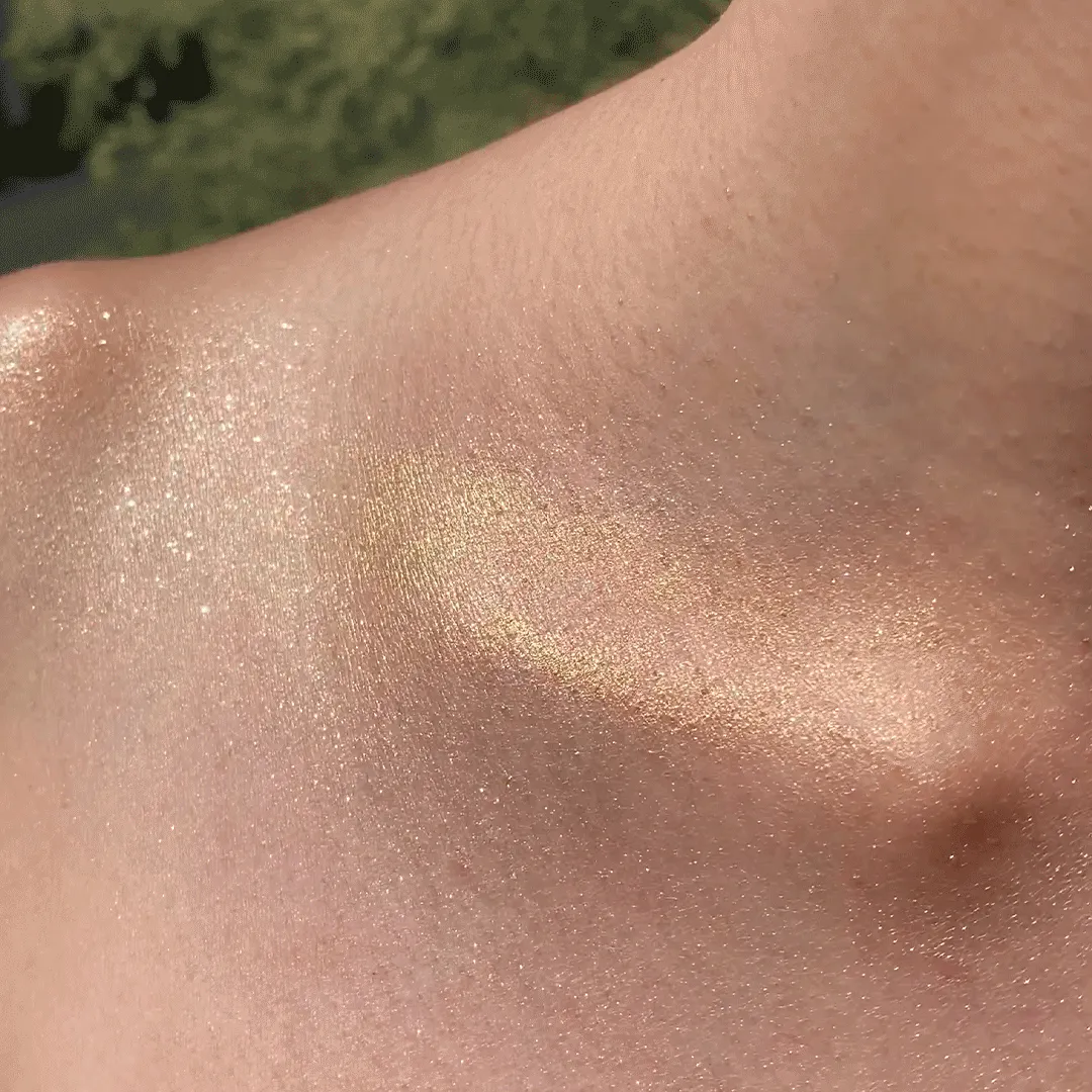 GLAM TEARS ALL OVER LIQUID HIGHLIGHTER - 01 Gold