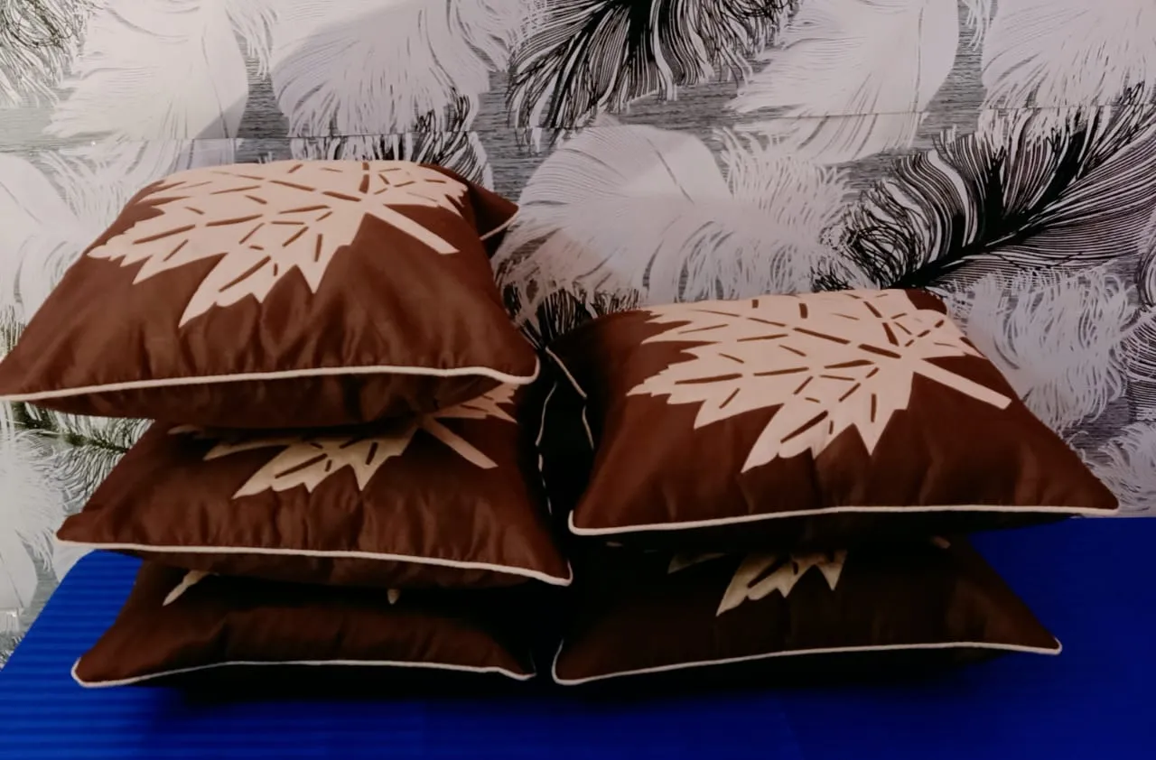 JDX Luxurious Hotel Quality Leaf Pattern Cushion Cover 16x16 Inches