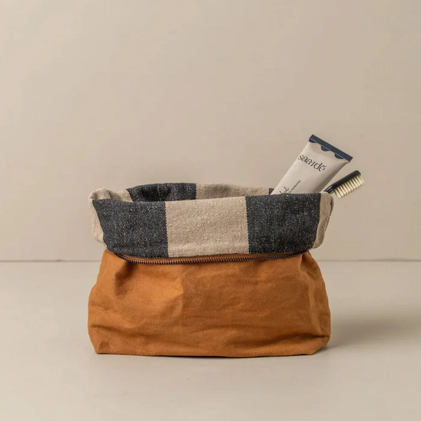 Journey Makeup Canvas Bag - Cinnamon