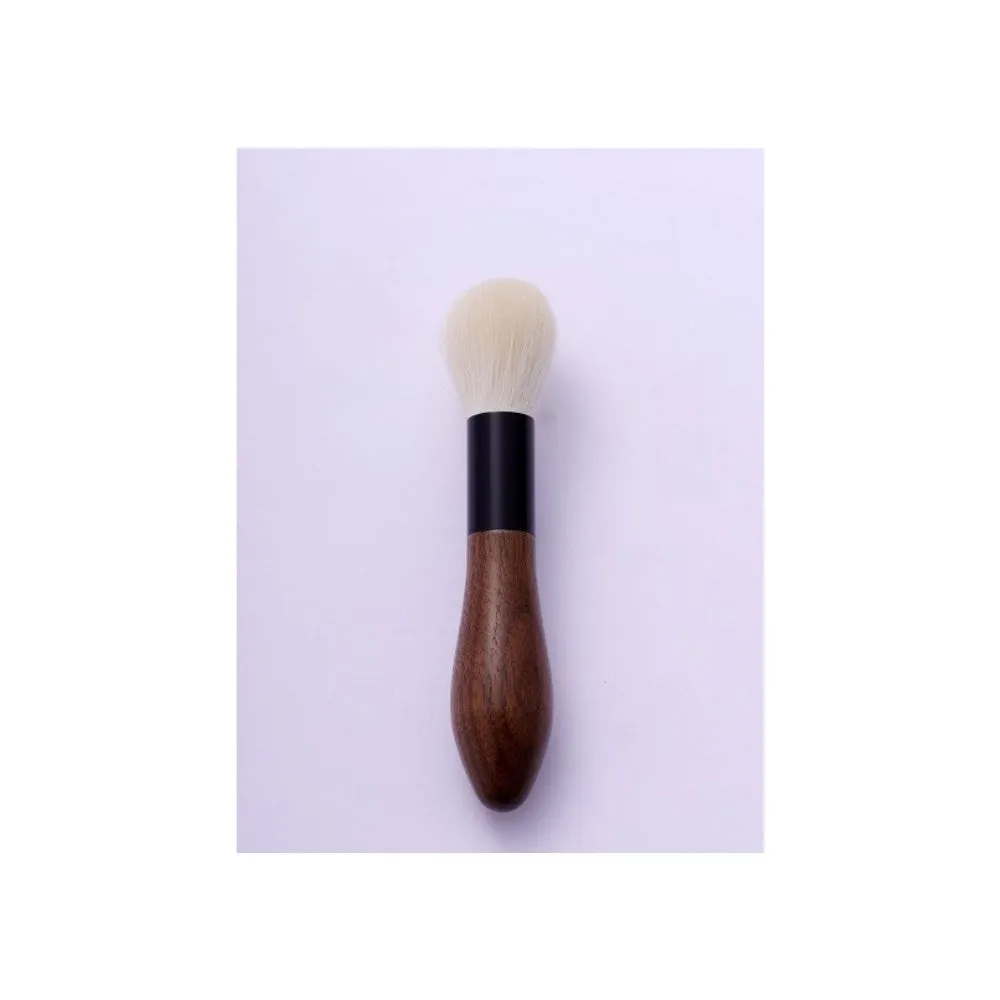 Koyomo Walnut Shibucha Cheek Brush, Hana Series