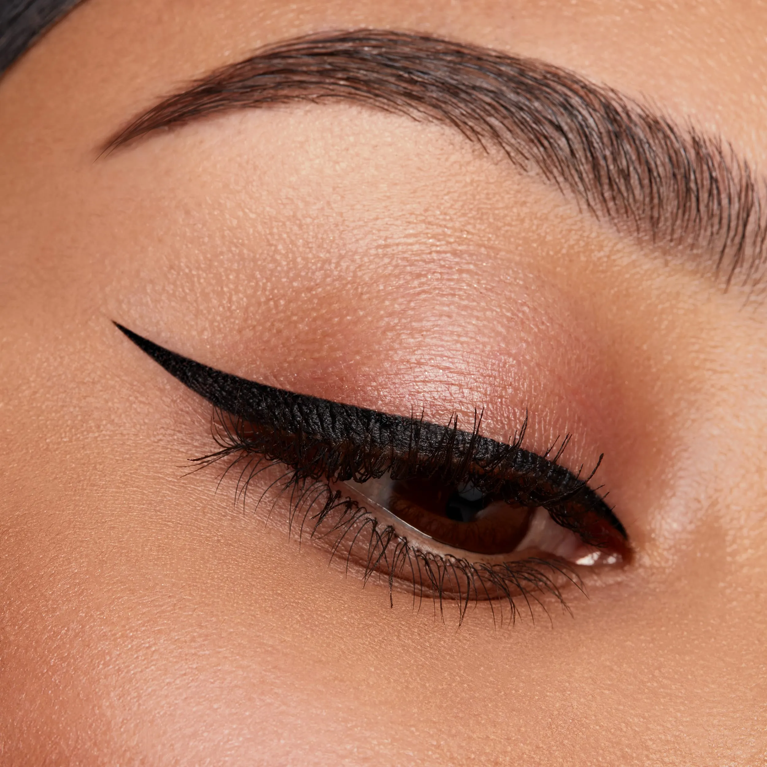 Kyliner Brush Tip Liquid Eyeliner Pen