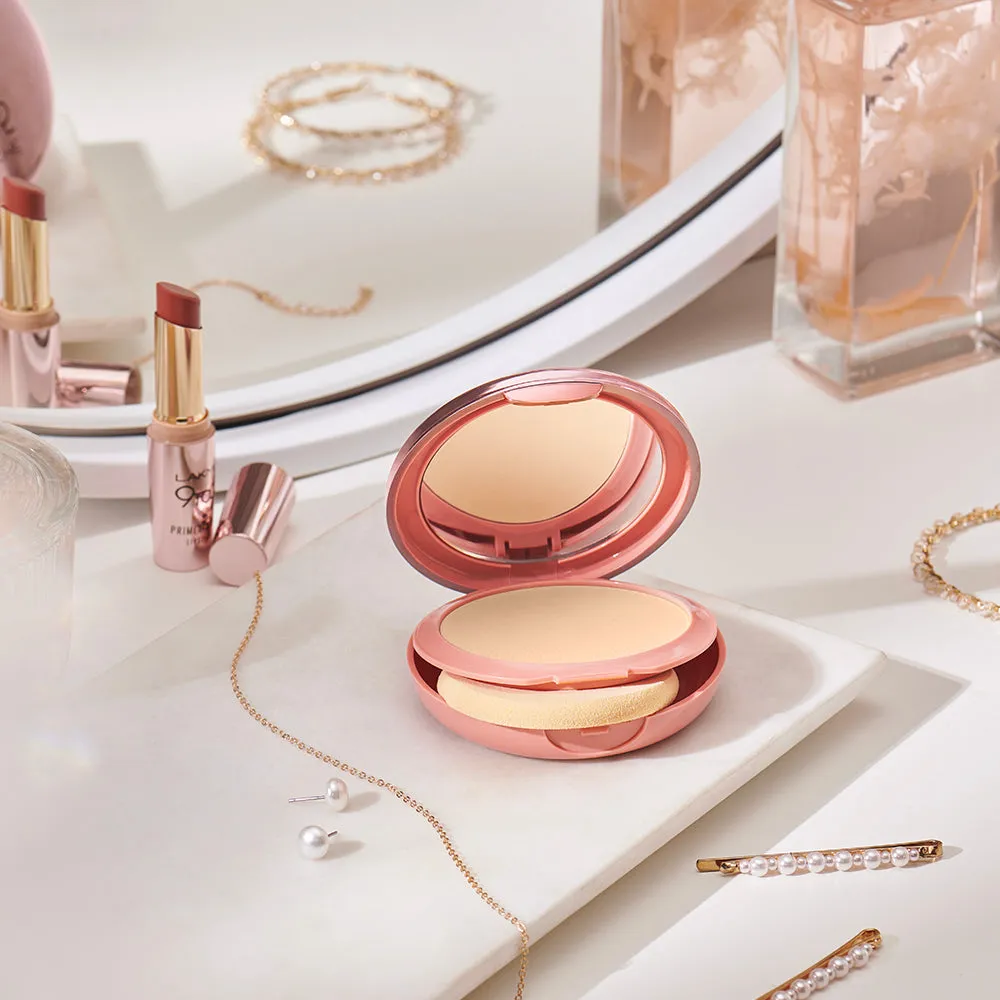 Lakmē  9to5 Unreal Dual Cover Pressed Powder