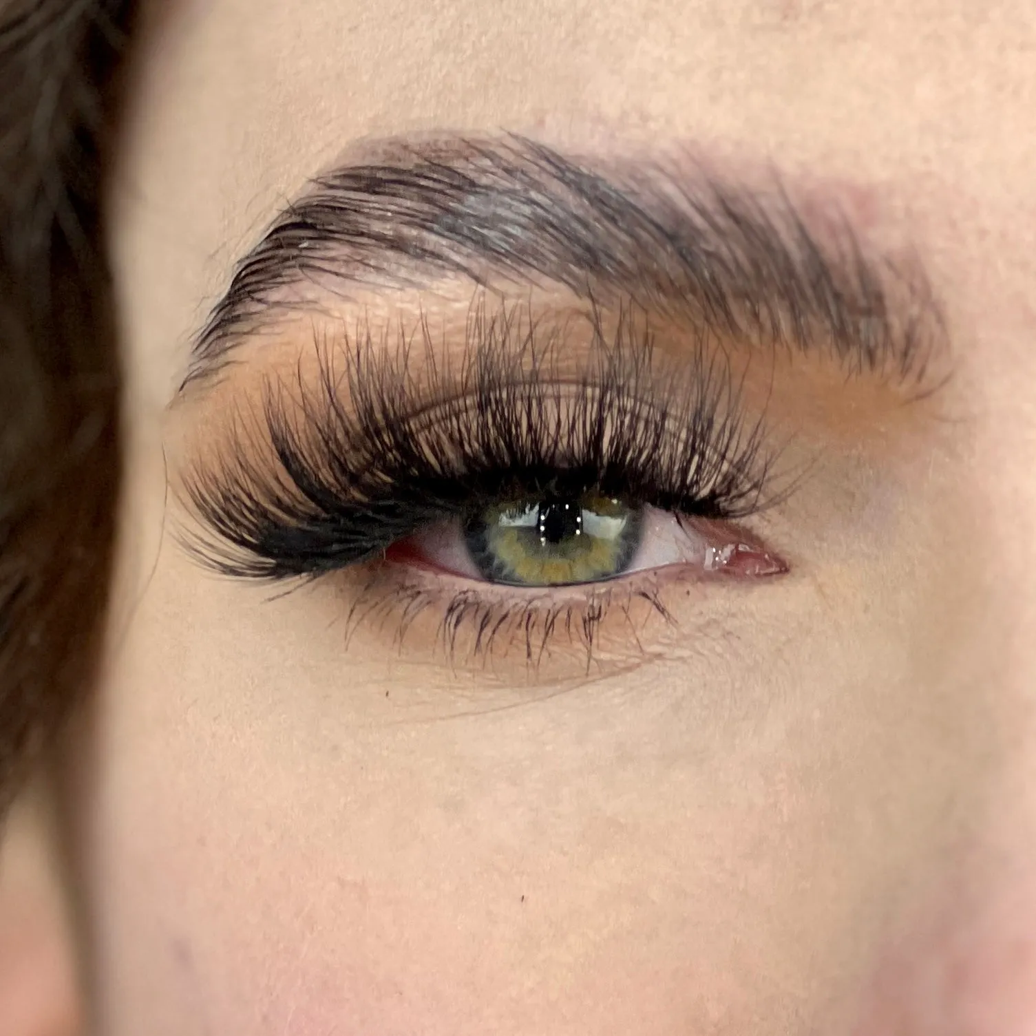 Lash Unlimited Luxury Strip Lashes LU4
