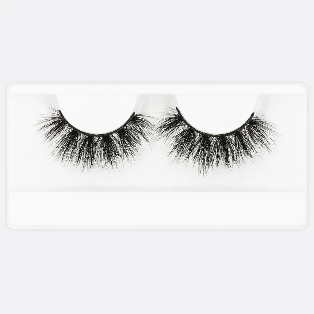 Lash Unlimited Luxury Strip Lashes LU4
