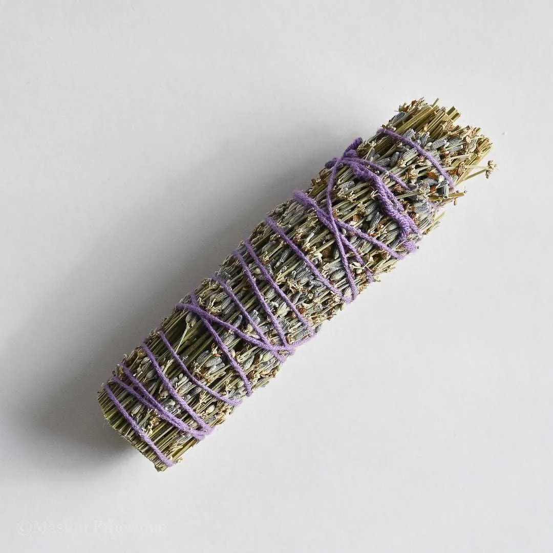 Lavender Smudge Stick (Lavandula Angustifolia)