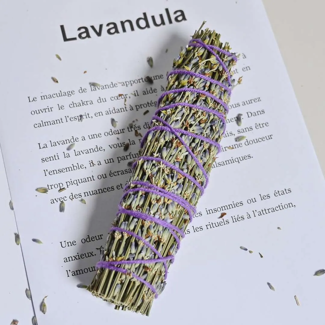 Lavender Smudge Stick (Lavandula Angustifolia)