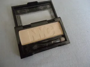Lot Of 2 - N.y.c City Mono Eyeshadow #903 Basic Instinct 2.2g