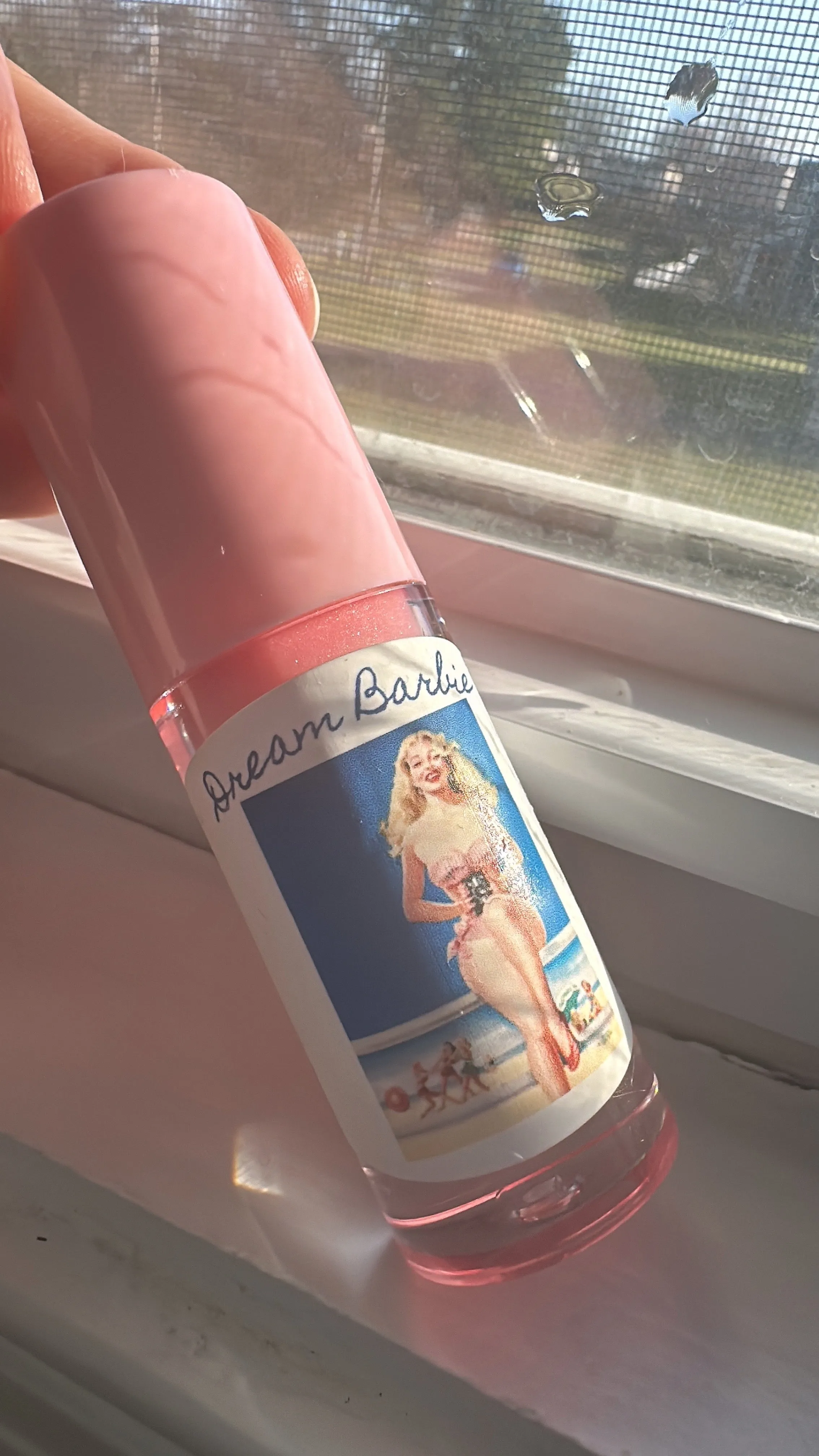 LUSH LIPS Dream Barbie moisturizing lipgloss and lipstick color in one