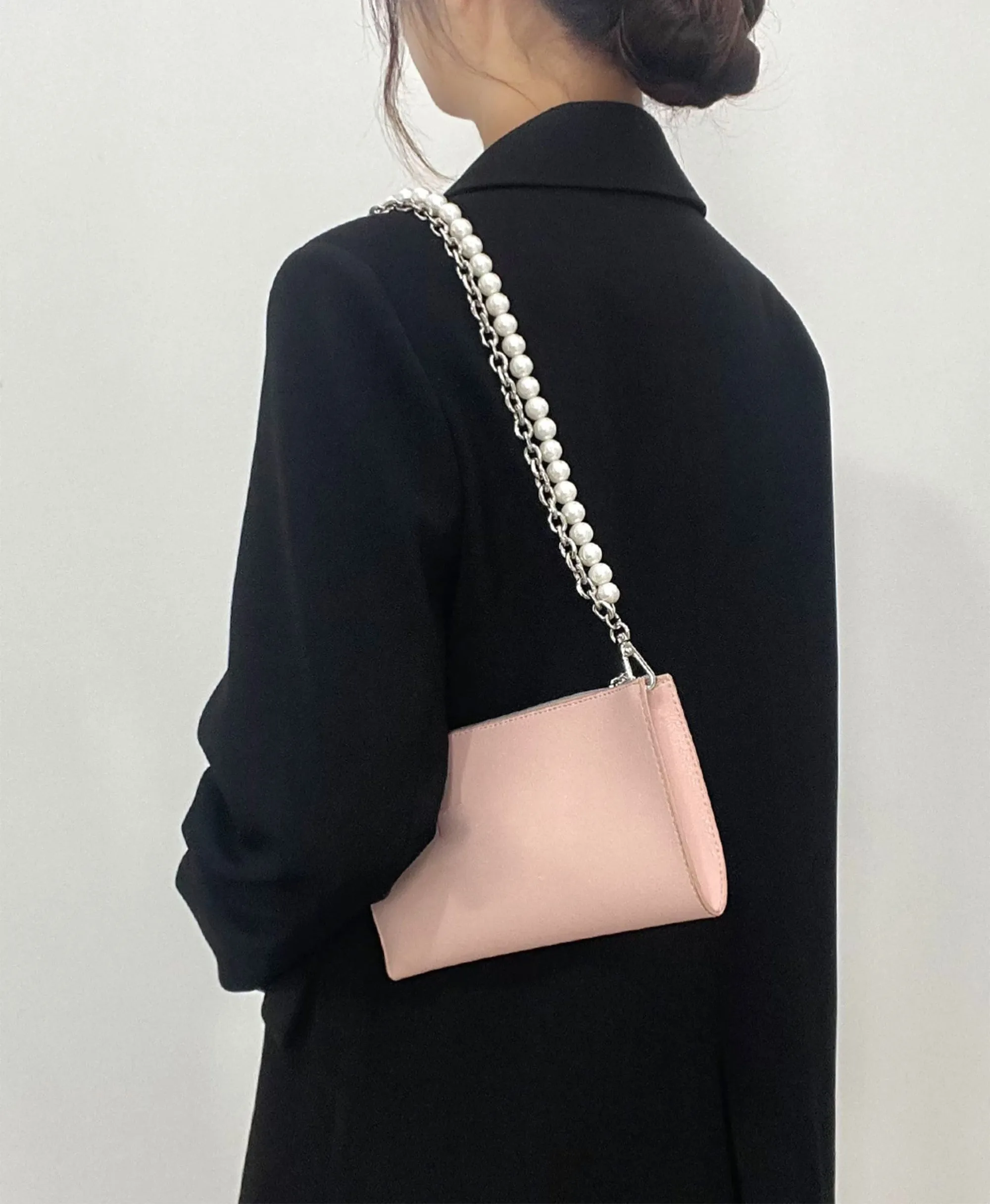 Makeup bag pearl chain accessory, short underarm chain for bag modification, metal bag chain.