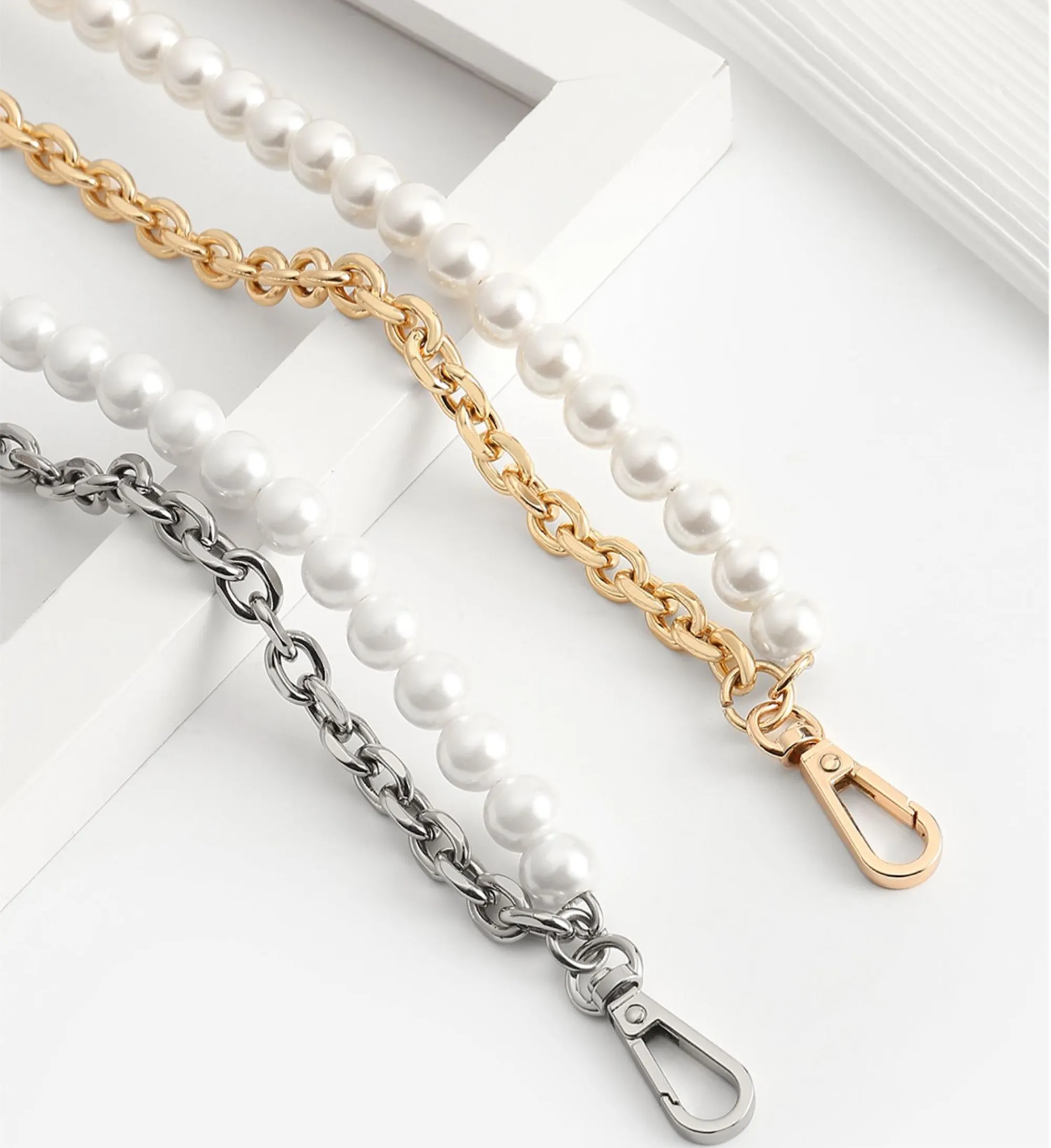 Makeup bag pearl chain accessory, short underarm chain for bag modification, metal bag chain.