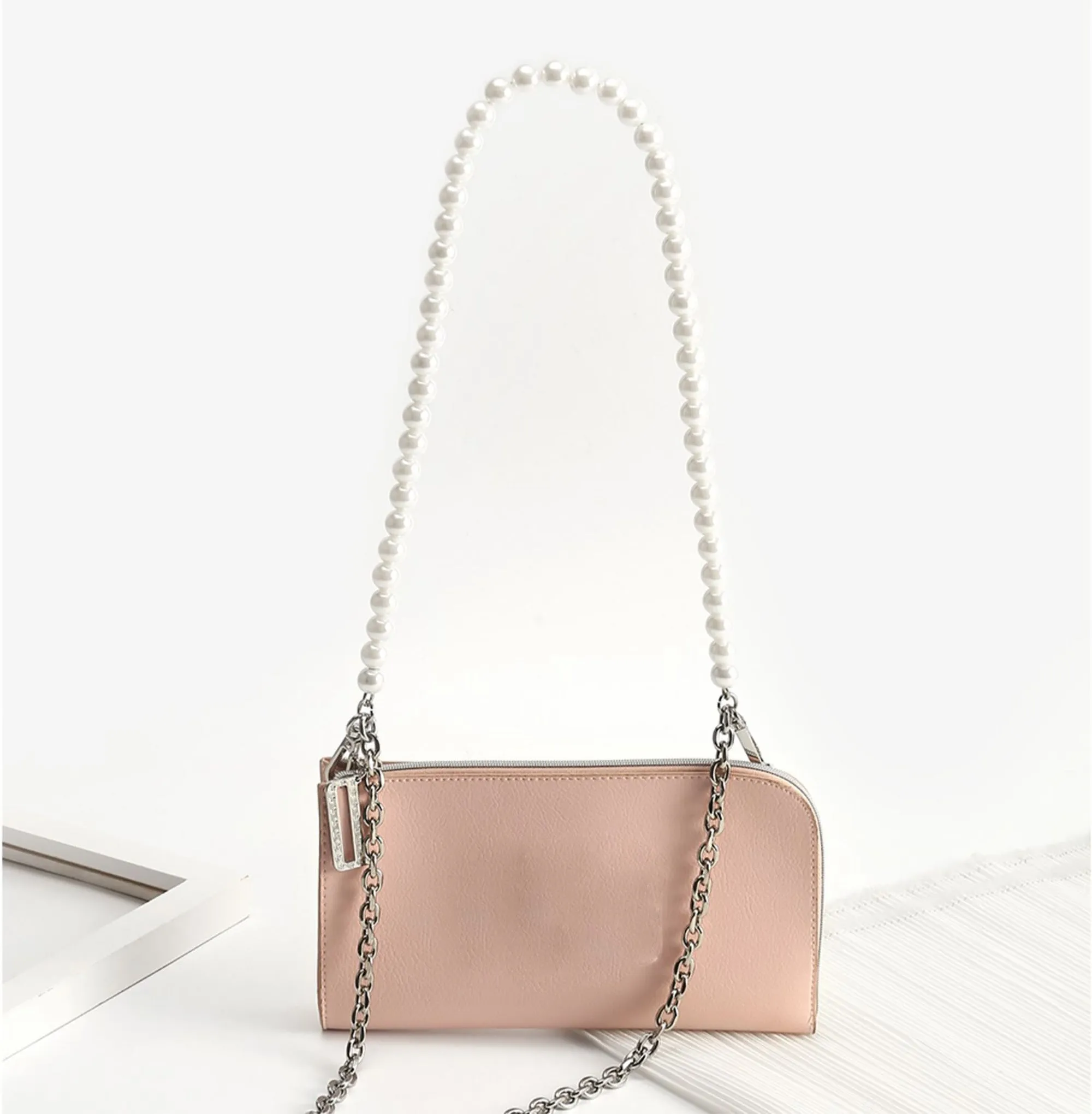 Makeup bag pearl chain accessory, short underarm chain for bag modification, metal bag chain.