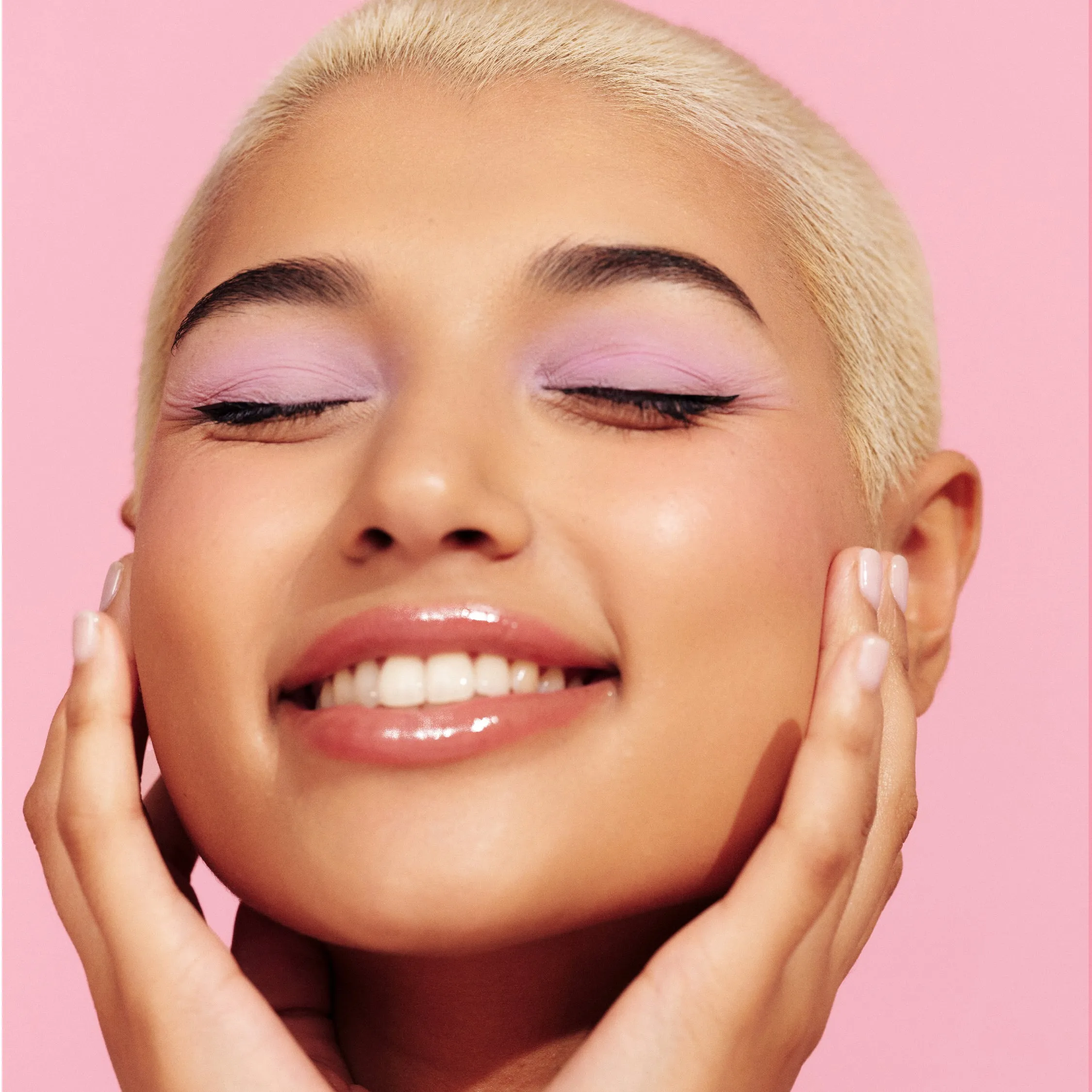 Mini Winged Eyeliner