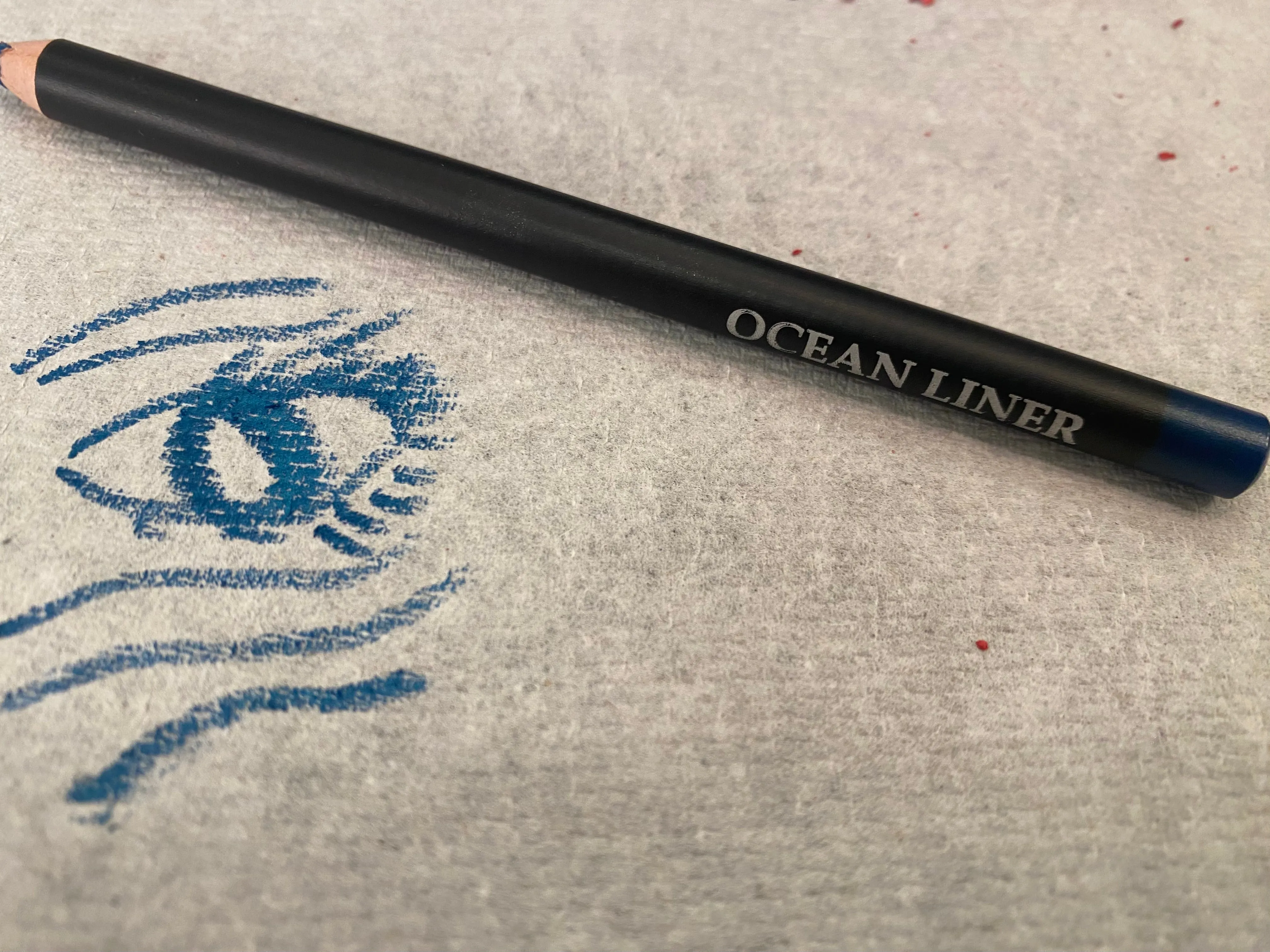 Ocean Liner Eye Pencil
