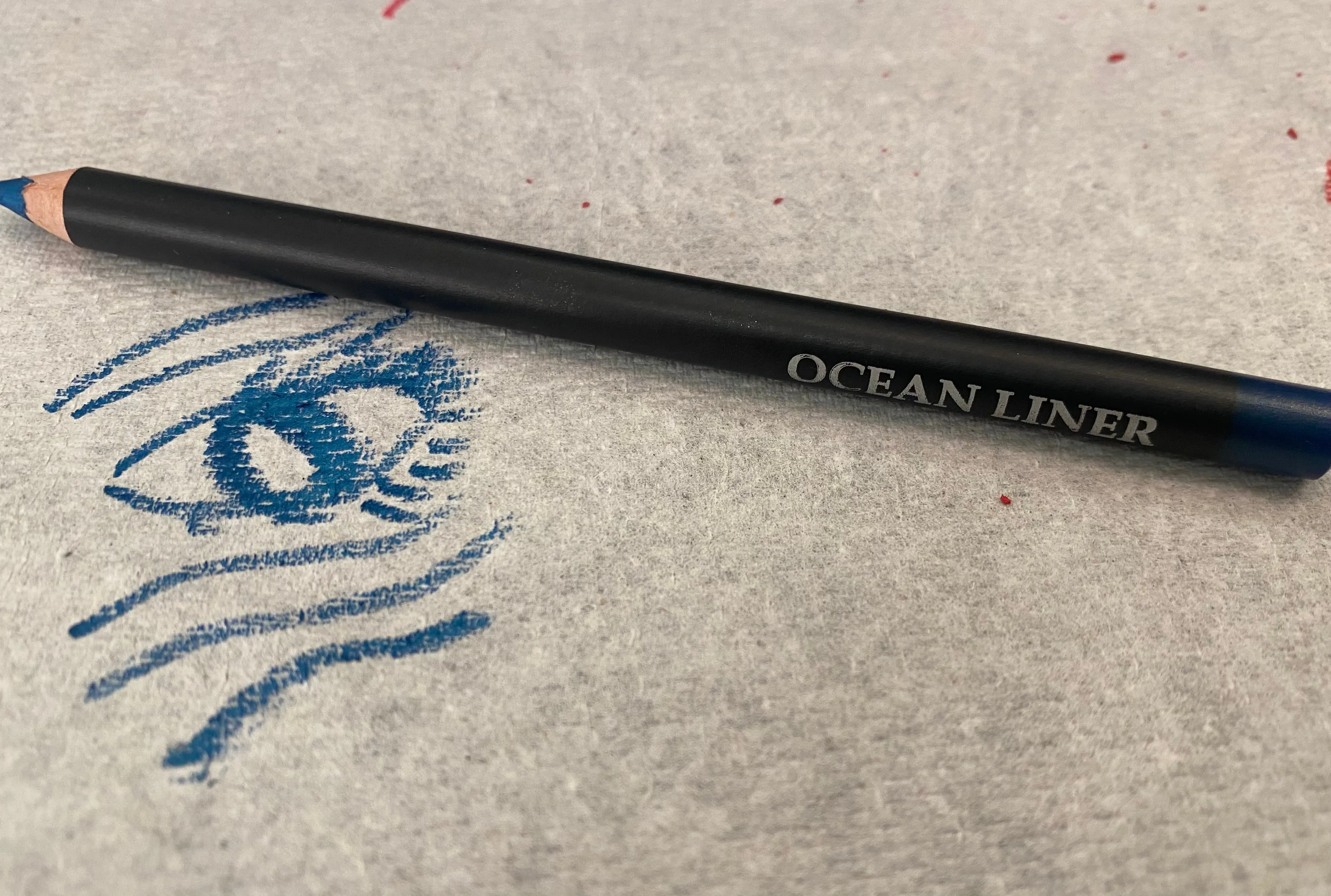 Ocean Liner Eye Pencil