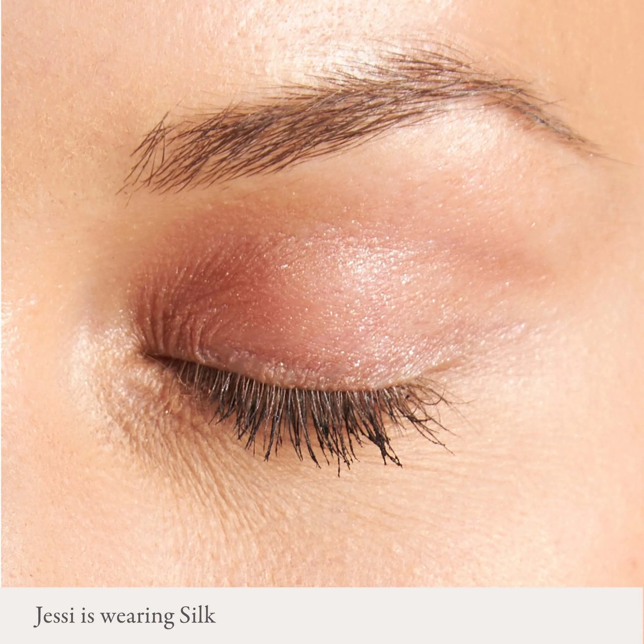 On Point Tint Creamy Eyeshadow & Primer with Peptides