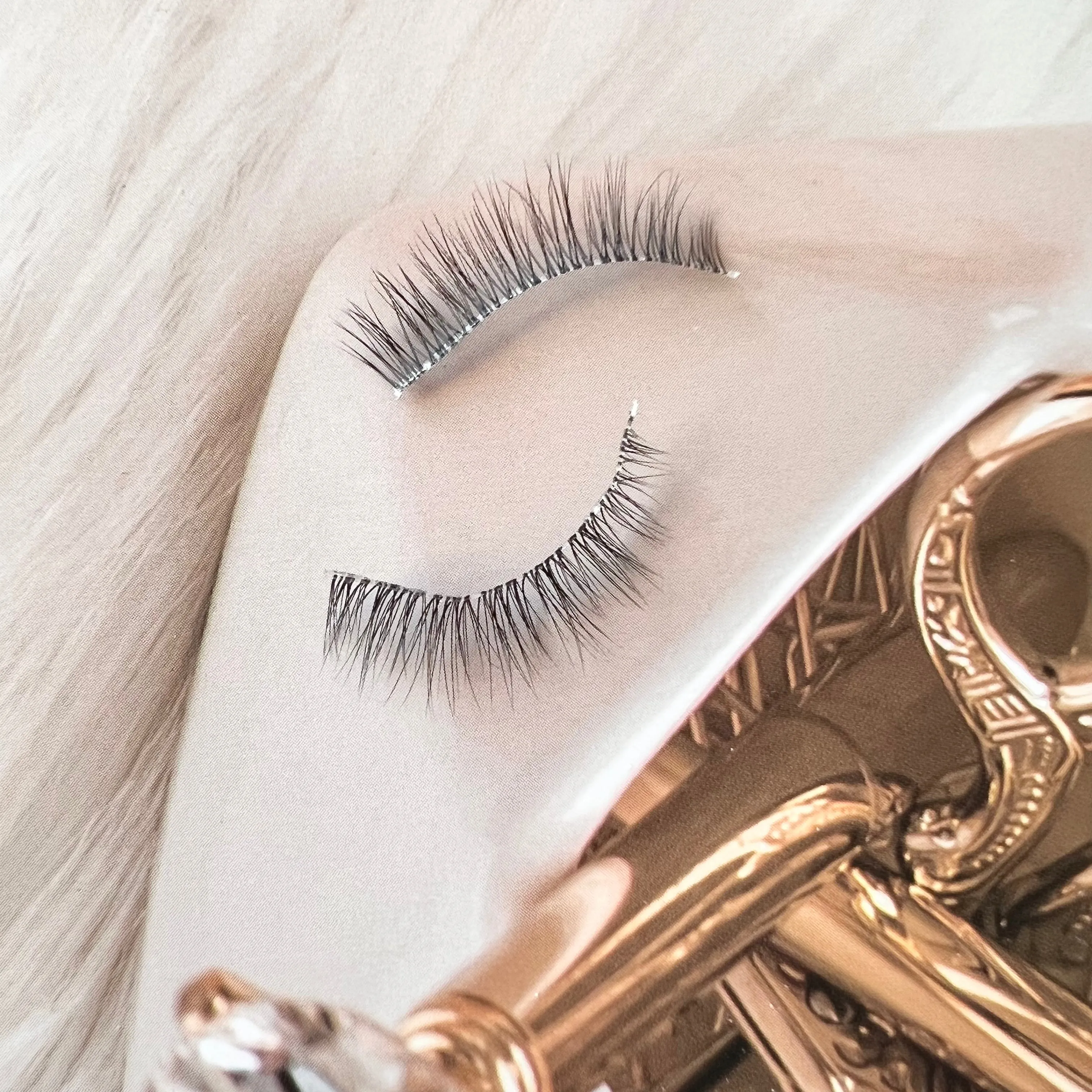 'Paris' Strip Eyelashes (Non-Magnetic) - Most Light & Natural