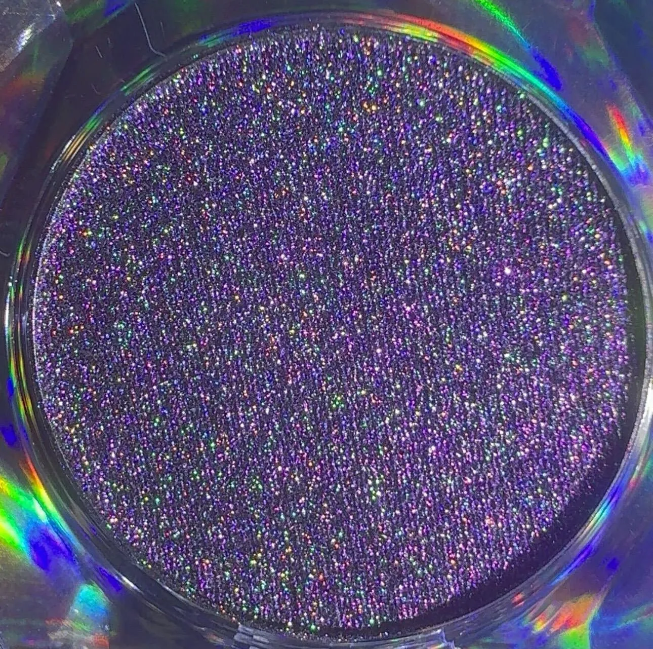 Pressed Holochrome Eyeshadow
