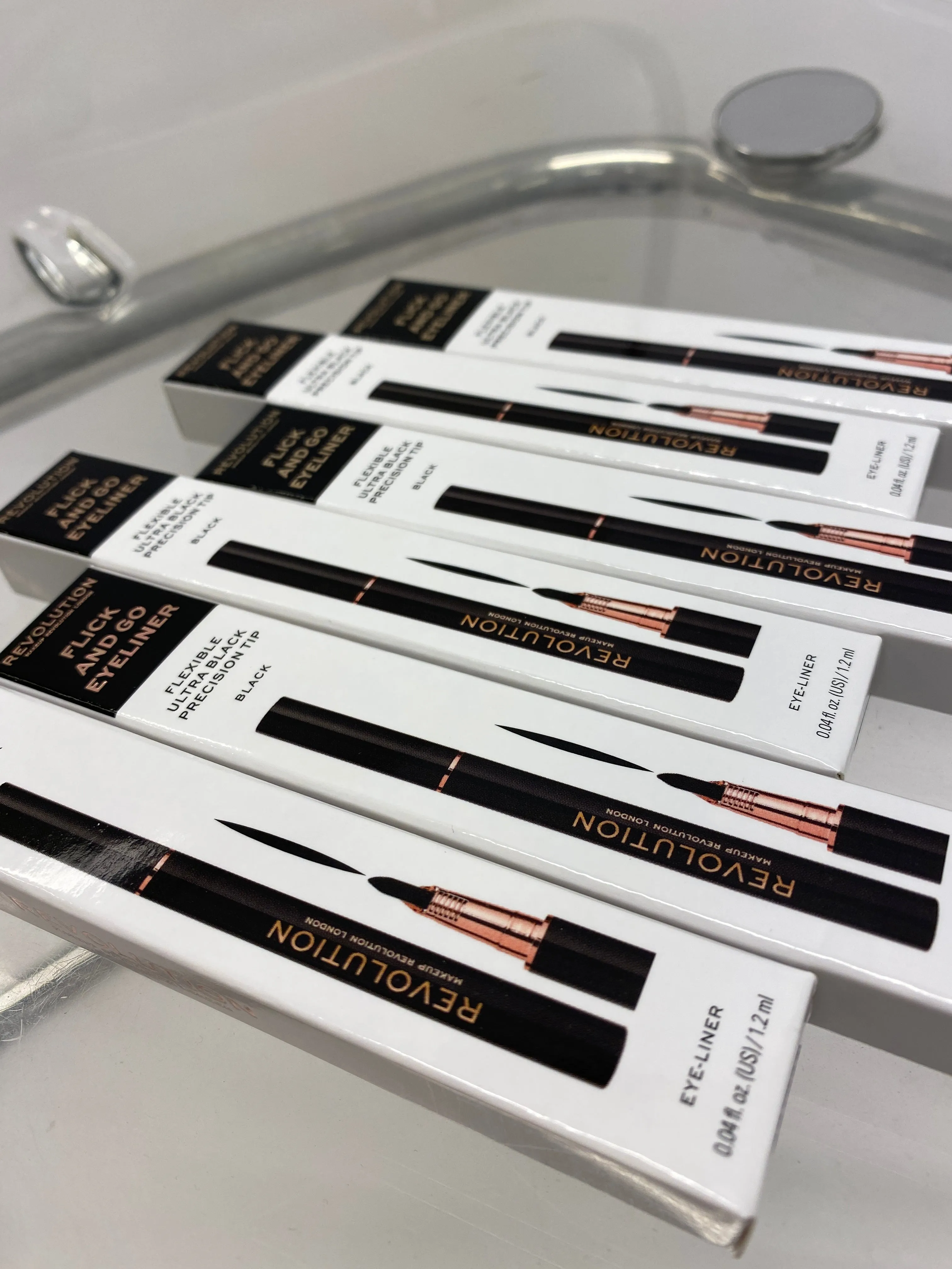 Revolution Beauty Flick & Go Eyeliner