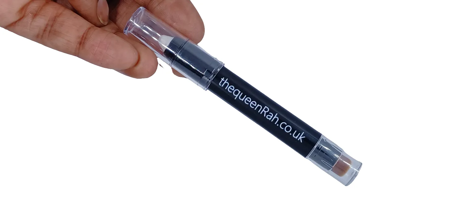 Satin eye-shadow & with brush