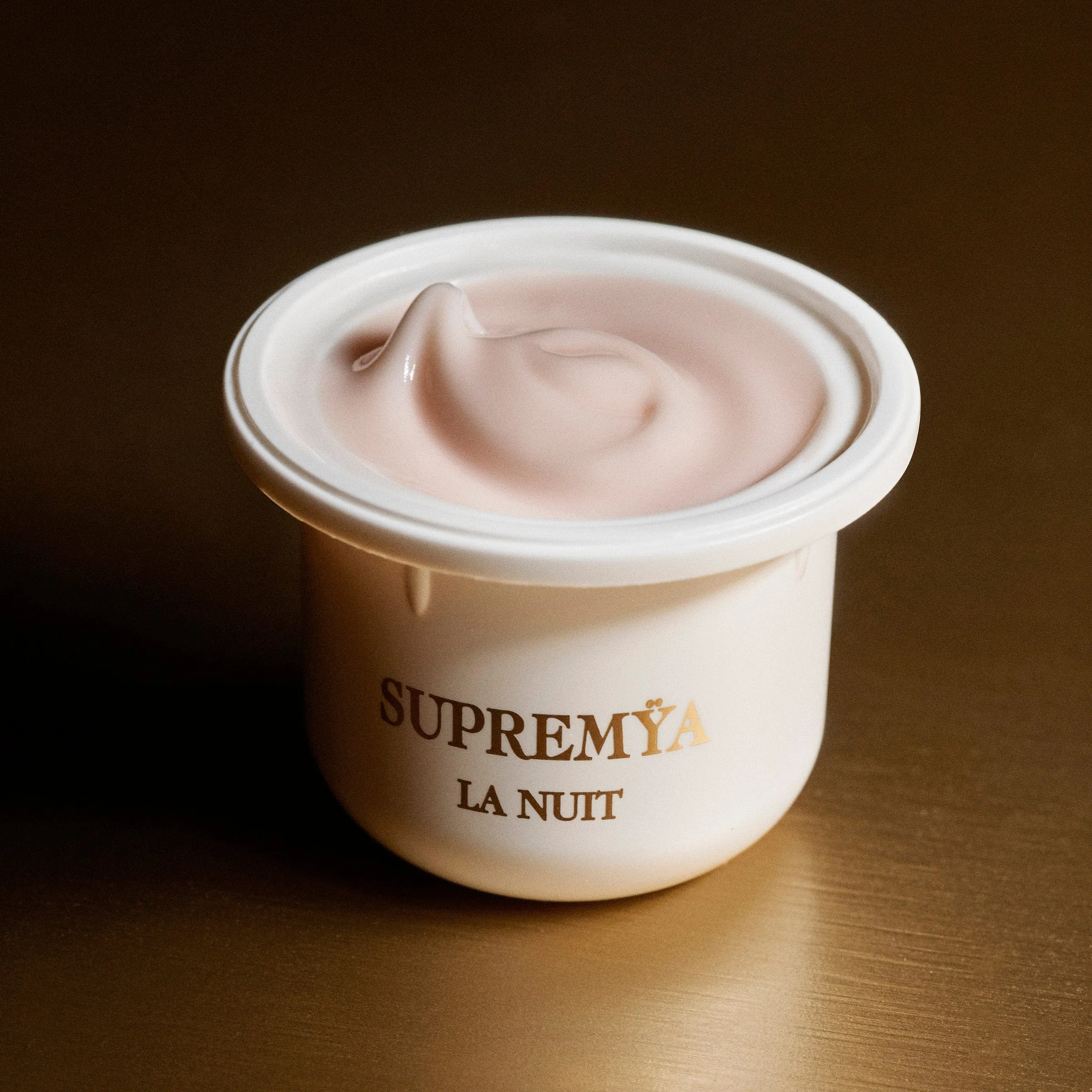 Sisley Refill Supreme Anti-Age Eye Cream