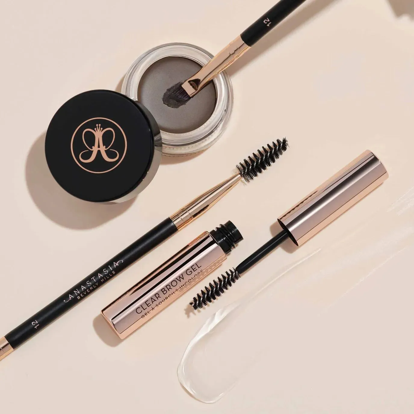 Summer-Proof Brow Kit - Taupe