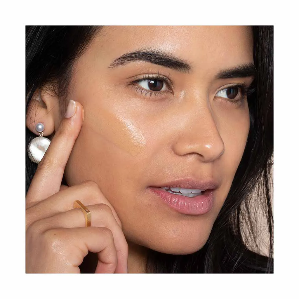 SUPER SERUM SKIN TINT SPF 40