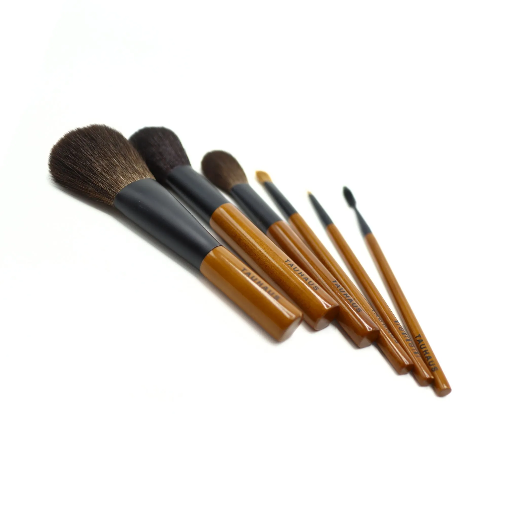 Tauhaus Eyeshadow Brush, C-Line Series (C-ES-10W-RF)