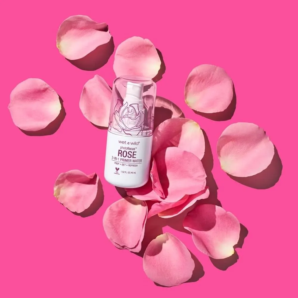 Wet n Wild Photo Focus Primer Water Rose Addiction 3 en 1 بخاخ برايمر مائي بالورد من ويت اند وايلد